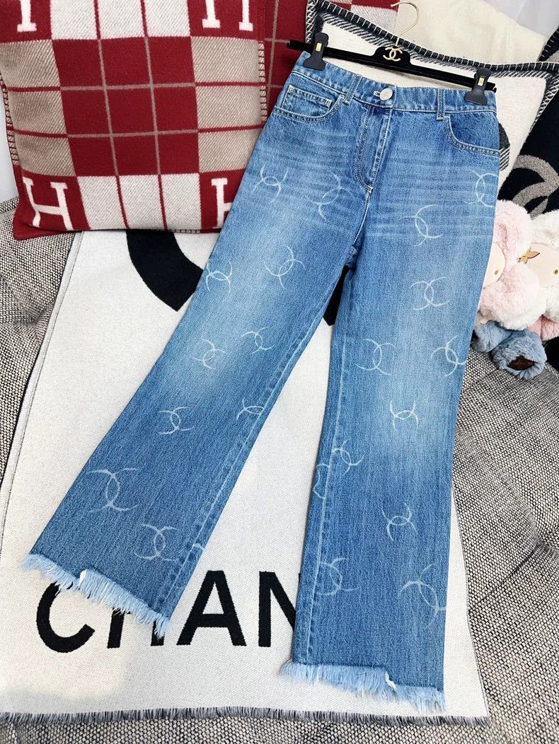 Chanel Chanel 20B full-print graffiti logo blue jeans Size 24" / US 00 / IT 34 - 8 Thumbnail
