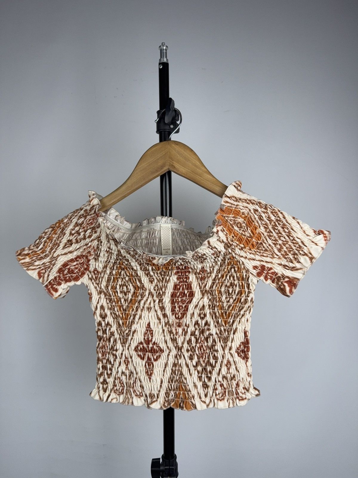 Japanese Brand Italian Boho Smocked Crop Top Puff Sleeves Made in Italy Size XS / US 0-2 / IT 36-38 - 1 Thumbnail