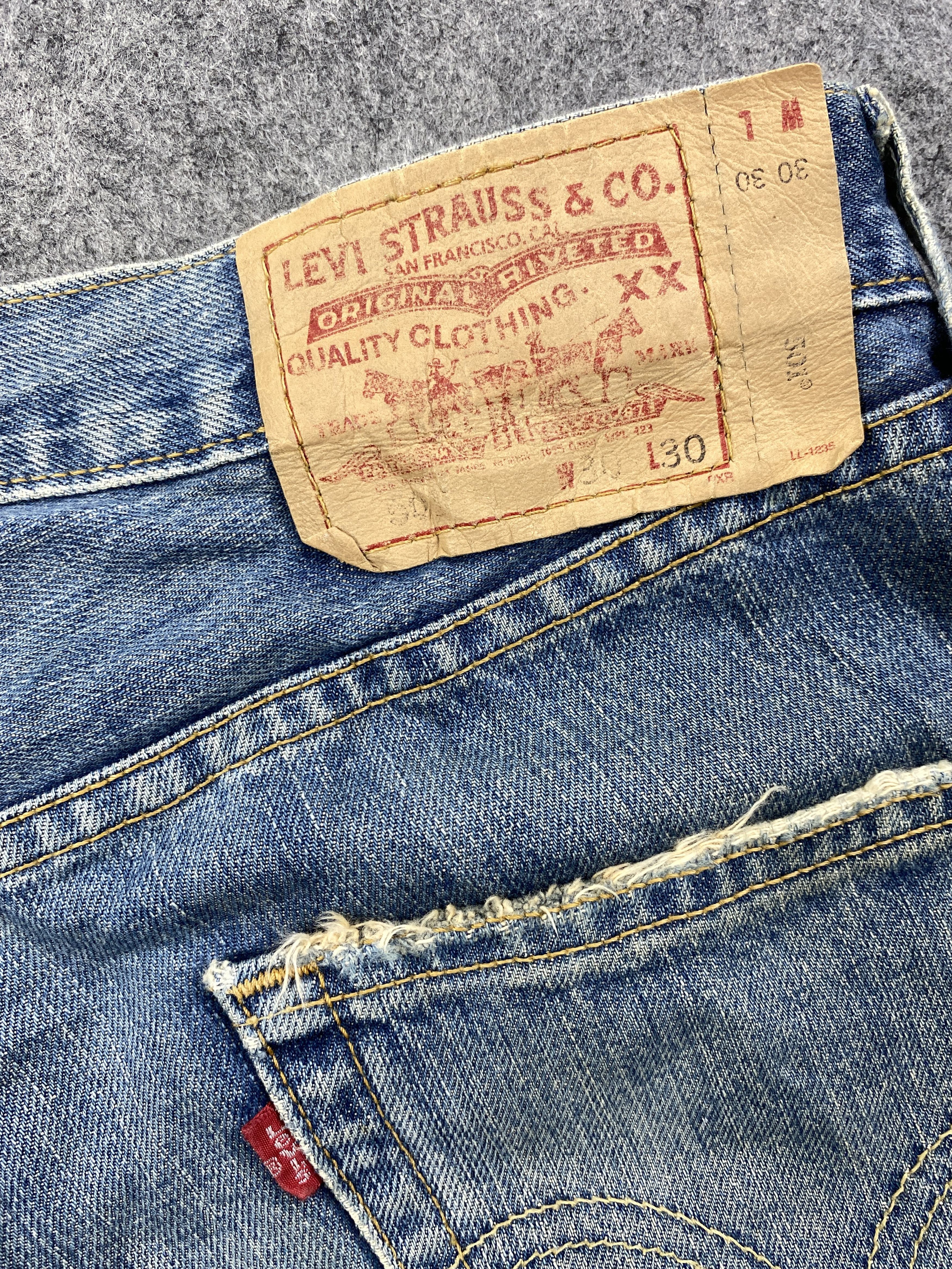 Japanese Brand Dirty Blue Vintage Levi's 501 Jeans 32x31.5 Denim -JN1573 Size US 32 / EU 48 - 10 Thumbnail