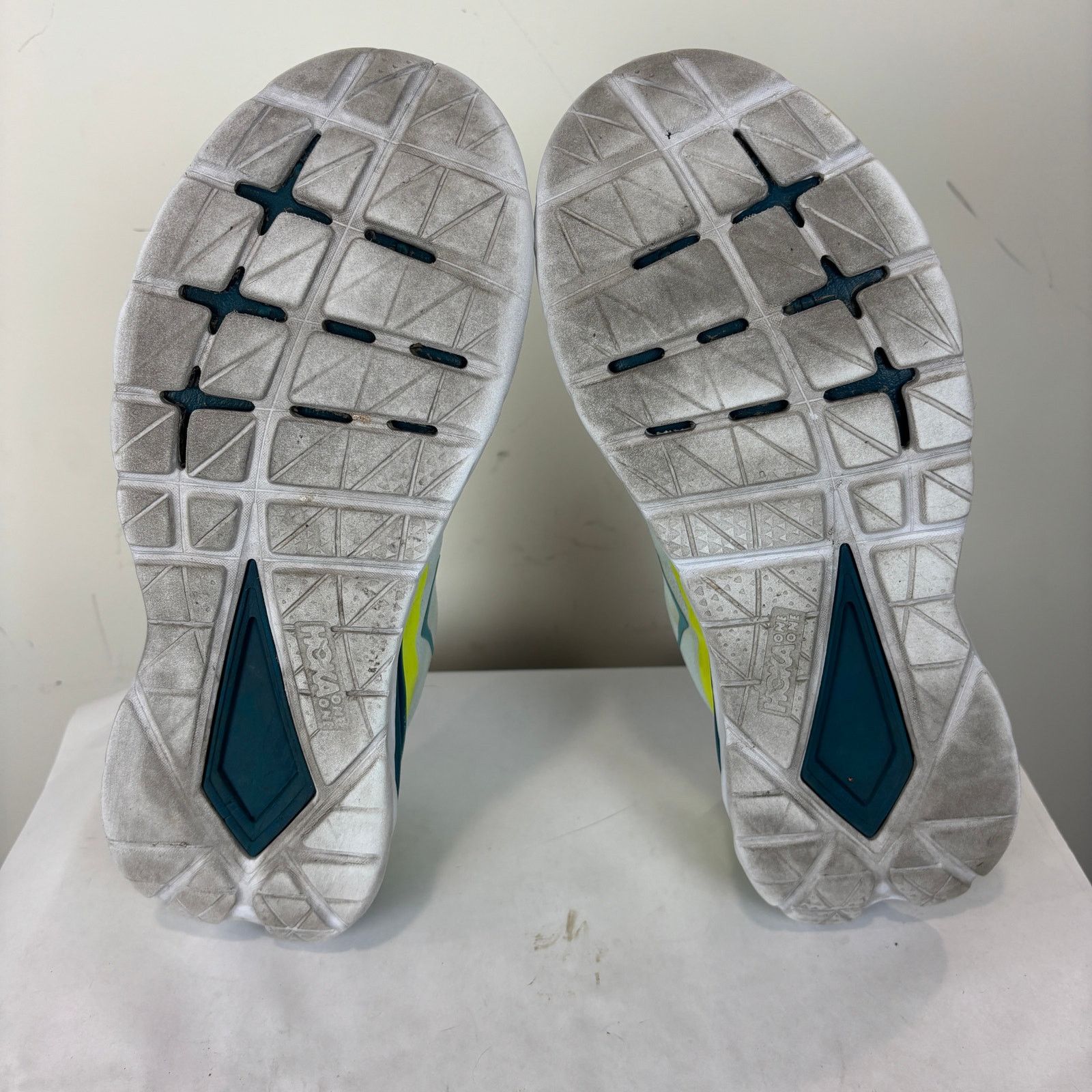 Hoka Hoka One One Mach 4 Running Walking Sneakers Shoes Men 11.5D Size US 11.5 / EU 44-45 - 8 Thumbnail