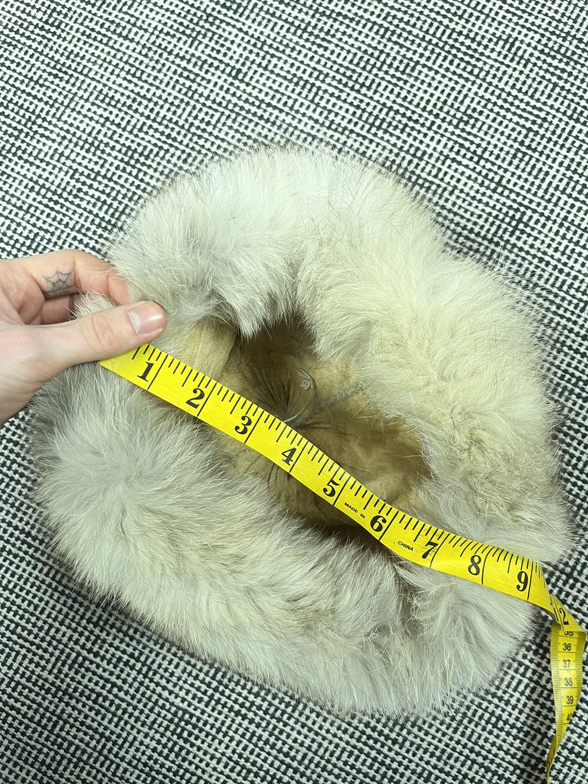 Vintage ➕ faux fur babushka style fuzzy hat Size ONE SIZE - 5 Thumbnail
