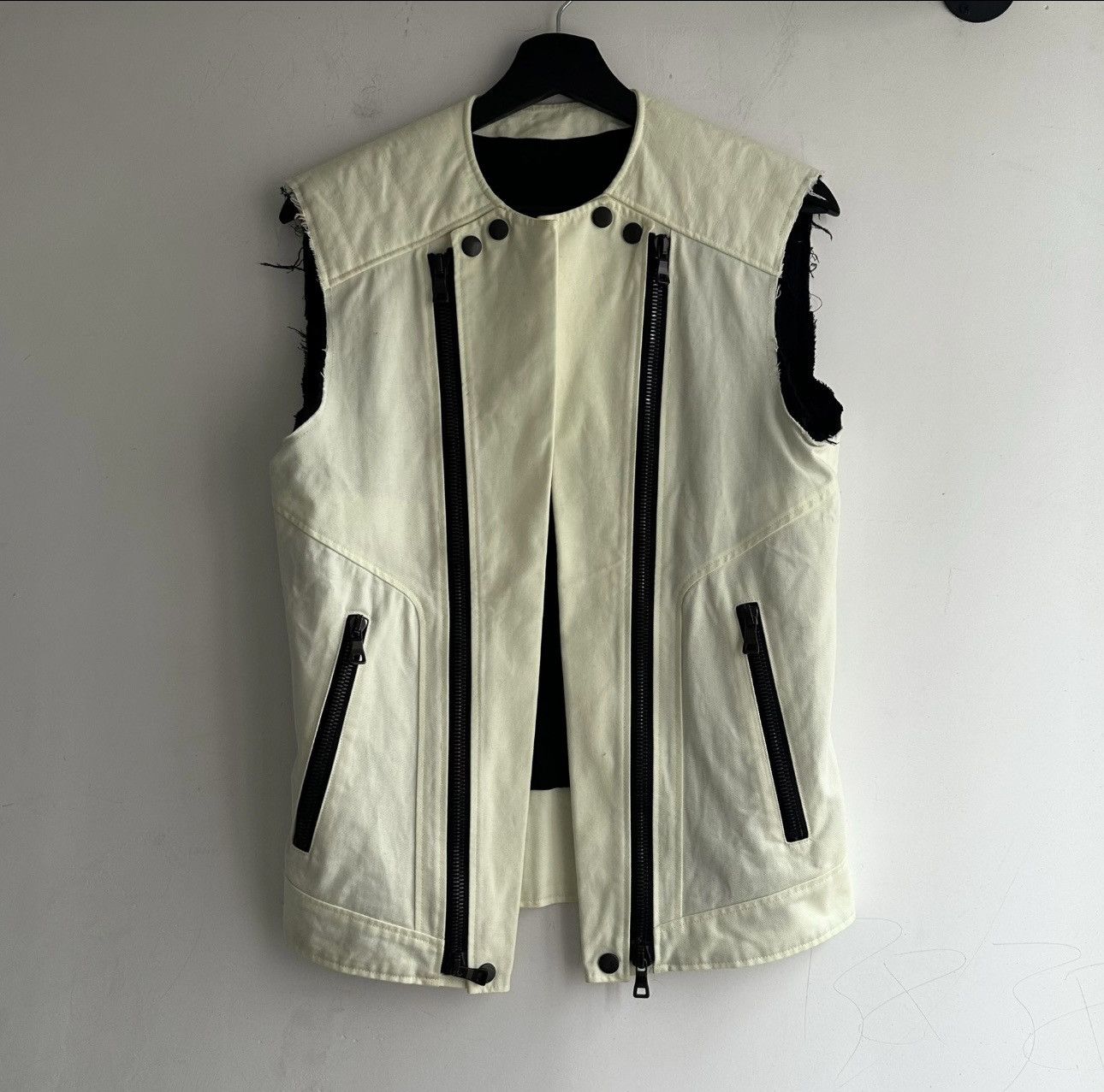 Balmain Balmain white biker vest Size US S / EU 44-46 / 1 - 1 Thumbnail