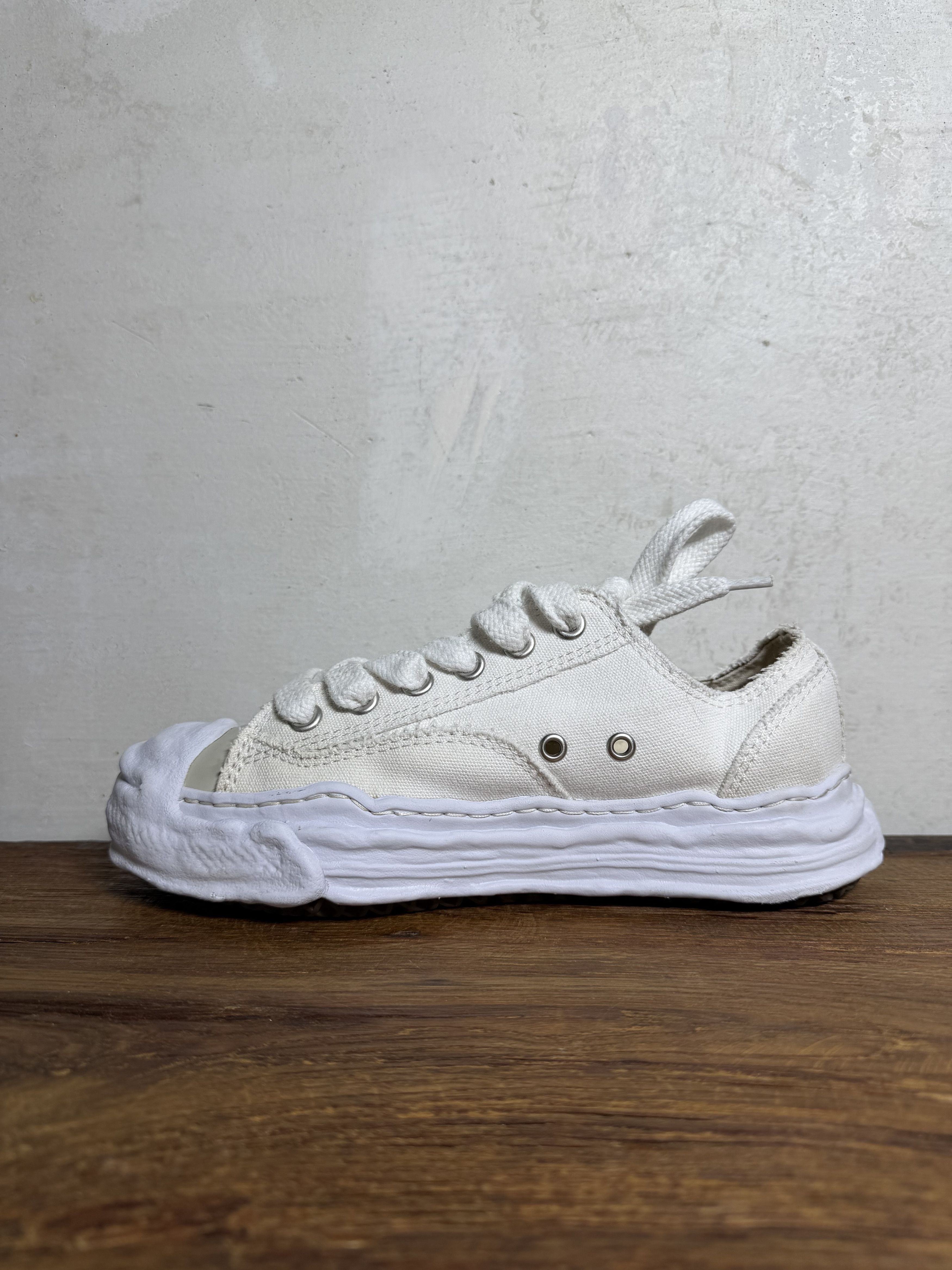 Maison MIHARA YASUHIRO Maison Mihara Yasuhiro Hank OG Sole Canvas Low-top Sneakers Size US 6 / EU 39 - 8 Thumbnail