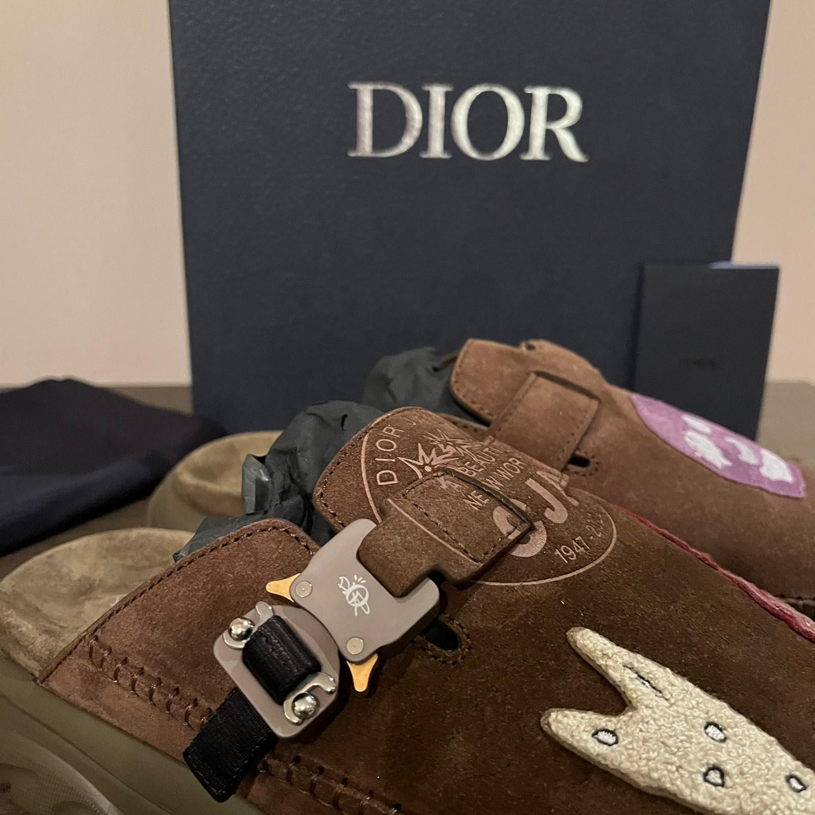 Dior × Travis Scott Q.1 Cactus Jack H-Town Sandals Suede Embroidered in Brown Size US 9 / EU 42 - 10 Thumbnail