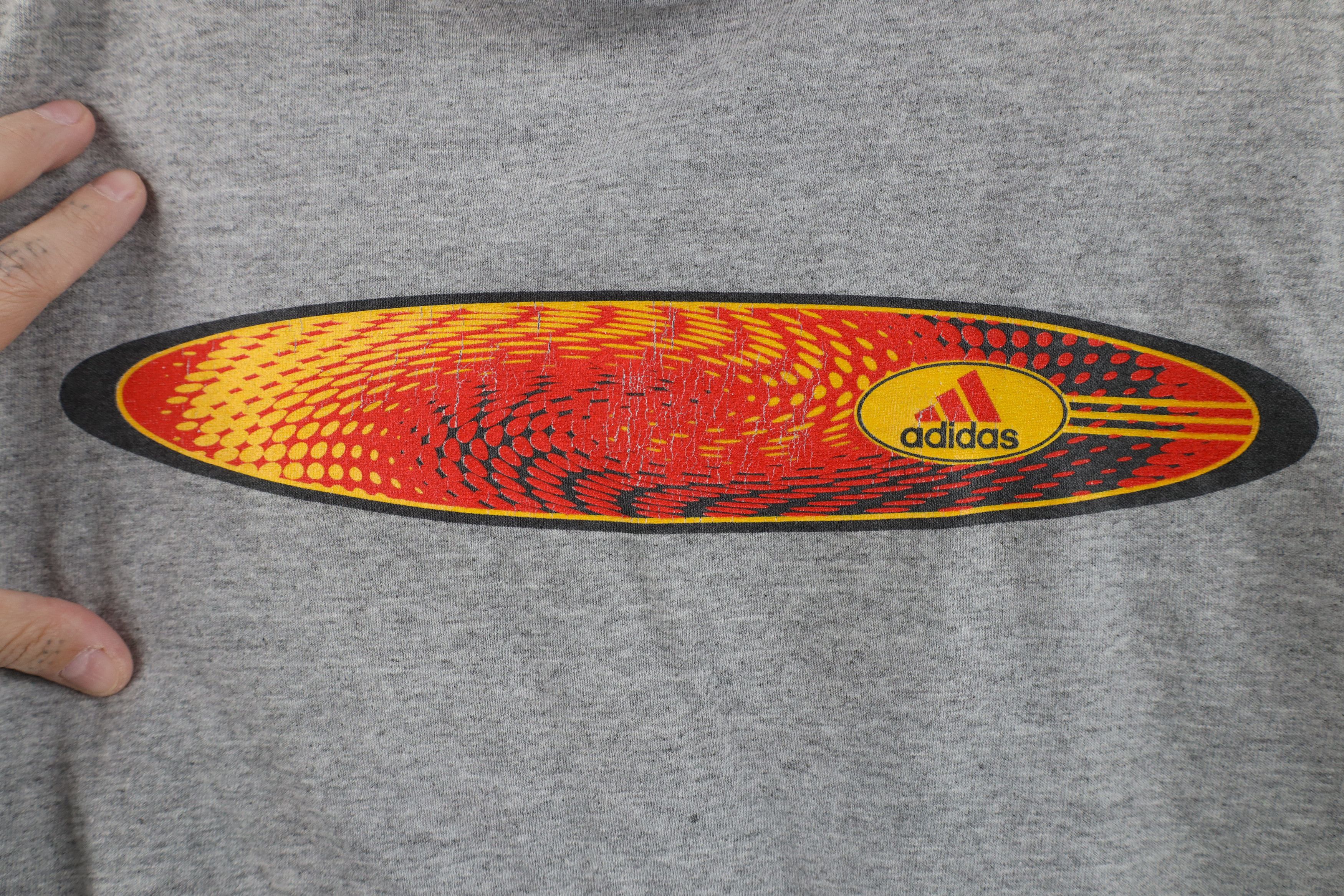 Adidas Vintage 90s Adidas Spell Out Center Logo T-Shirt Gray USA Size US L / EU 52-54 / 3 - 4 Thumbnail
