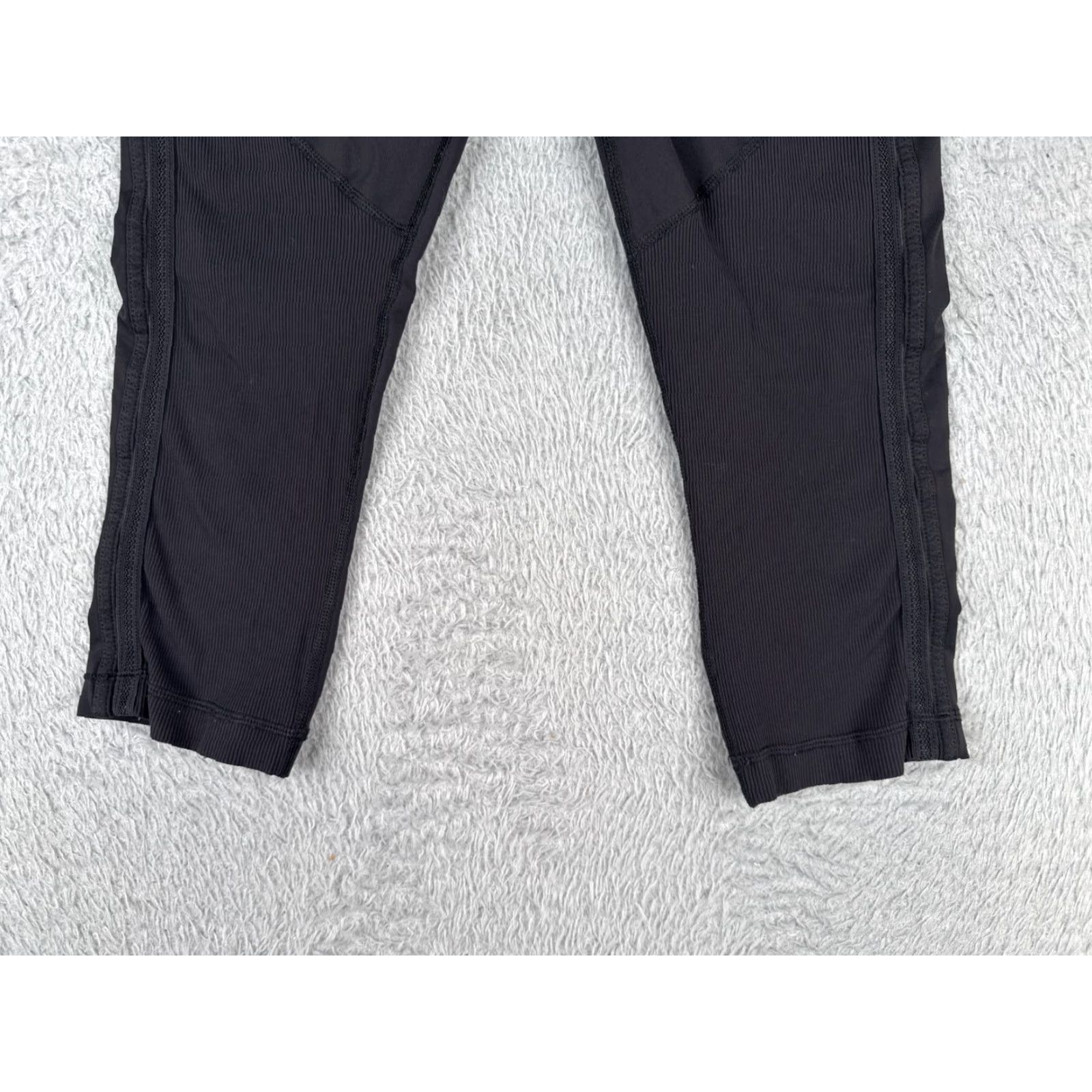Lululemon Lululemon Pants Womens 4 Black Ruched Leg Zipper Pocket Gym Workout Fitness Activewear Women Pants Size 27" / US 4 / IT 40 - 2 Thumbnail