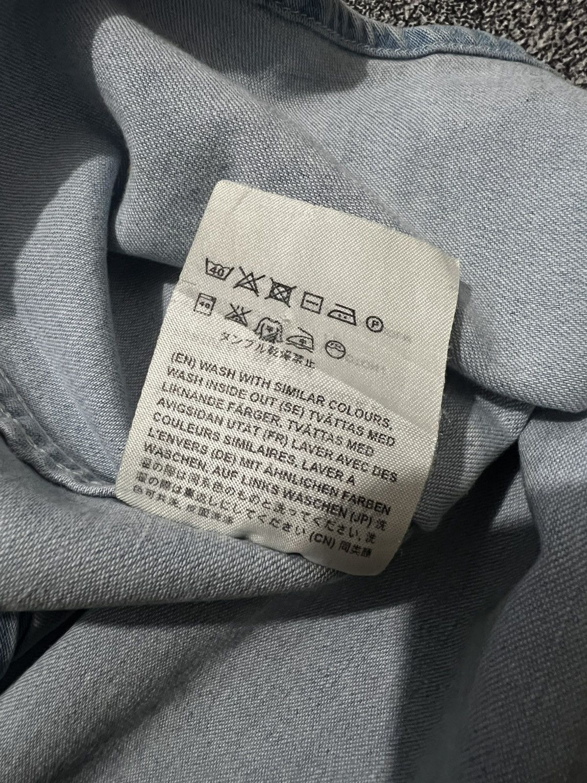 Acne Studios Acne Studios Ewing Den Pss16 Stone Button Shirt Size US M / EU 48-50 / 2 - 9 Thumbnail
