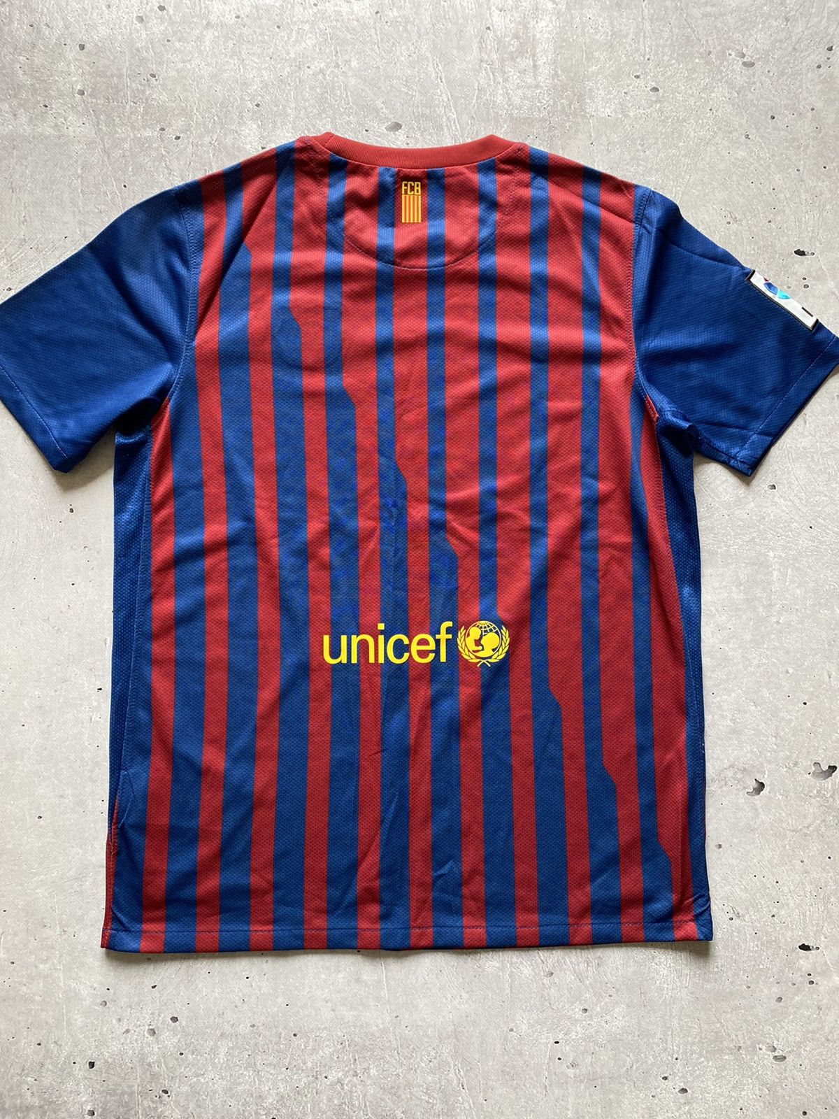 Nike × Vintage 👑Vintage 2011-12 Barcelona Home Shirt Nike Soccer Football Size US S / EU 44-46 / 1 - 10 Thumbnail