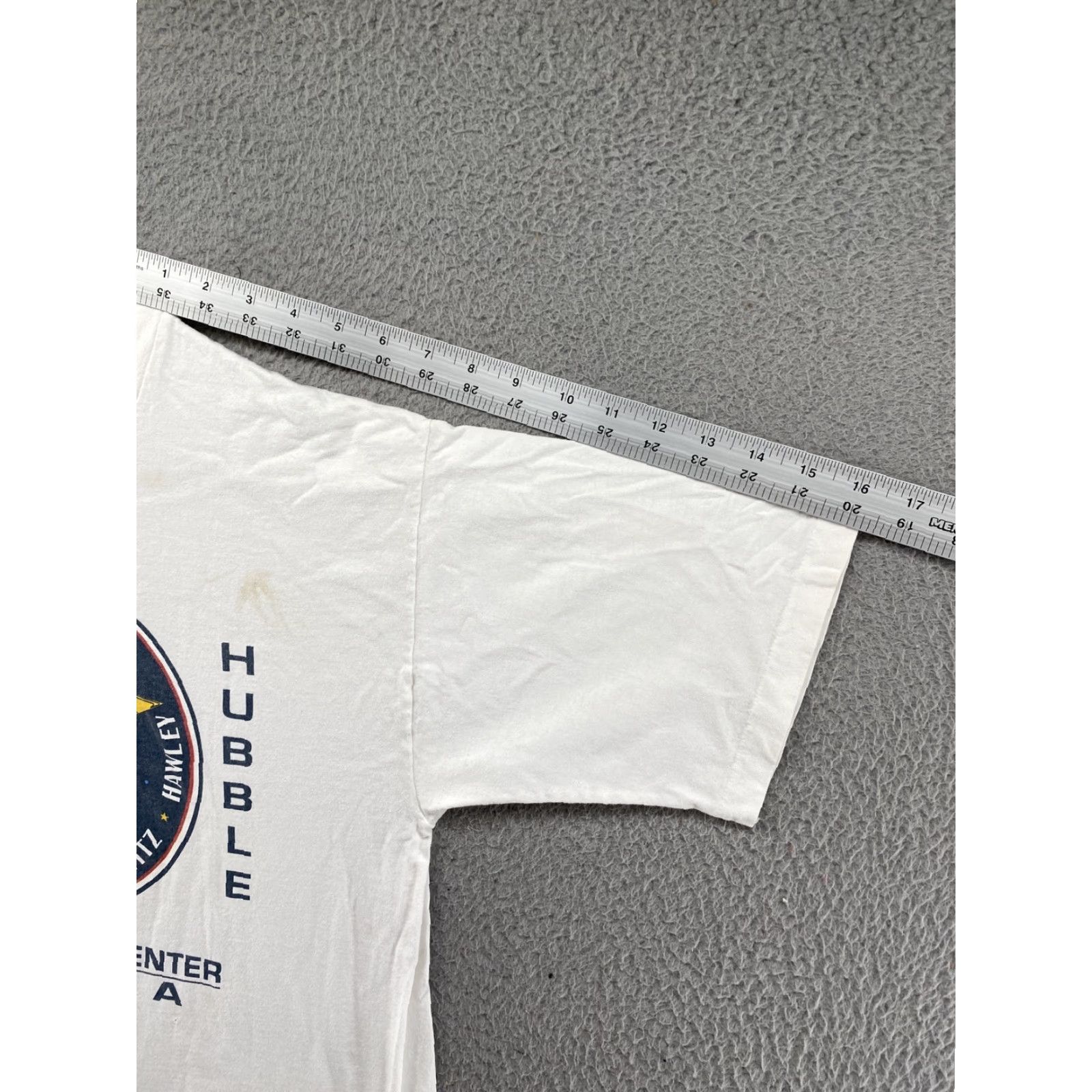 Hanes VINTAGE NASA Hubble Space Telescope Kennedy Center Single Stitch Shirt Mens L READ Size US L / EU 52-54 / 3 - 7 Thumbnail
