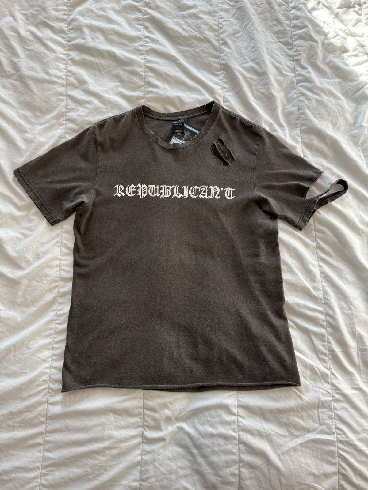 Number (N)ine NUMBER NINE "REPUBLICAN'T" TEE - AW04 "GIVE PEACE A CHANCE" Size US XL / EU 56 / 4 - 1 Thumbnail