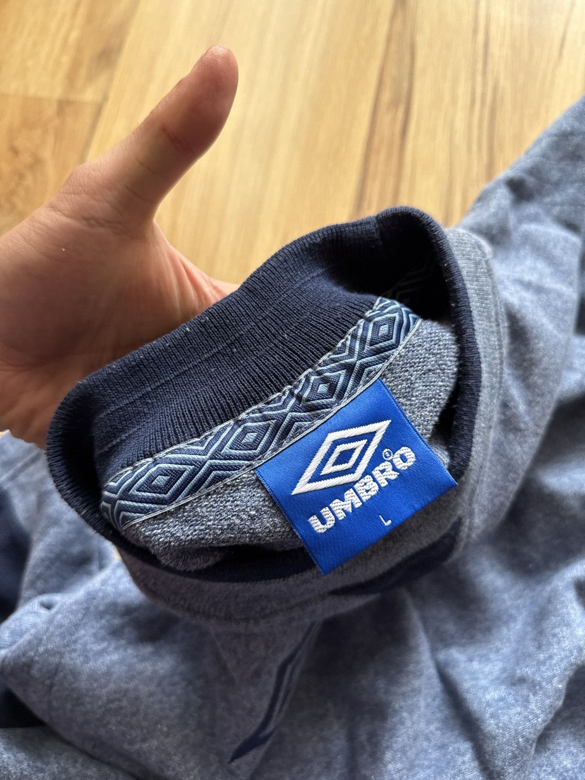 Umbro Vintage boxy umbro archive tee tshirt jersey 90s logo Size US L / EU 52-54 / 3 - 6 Thumbnail