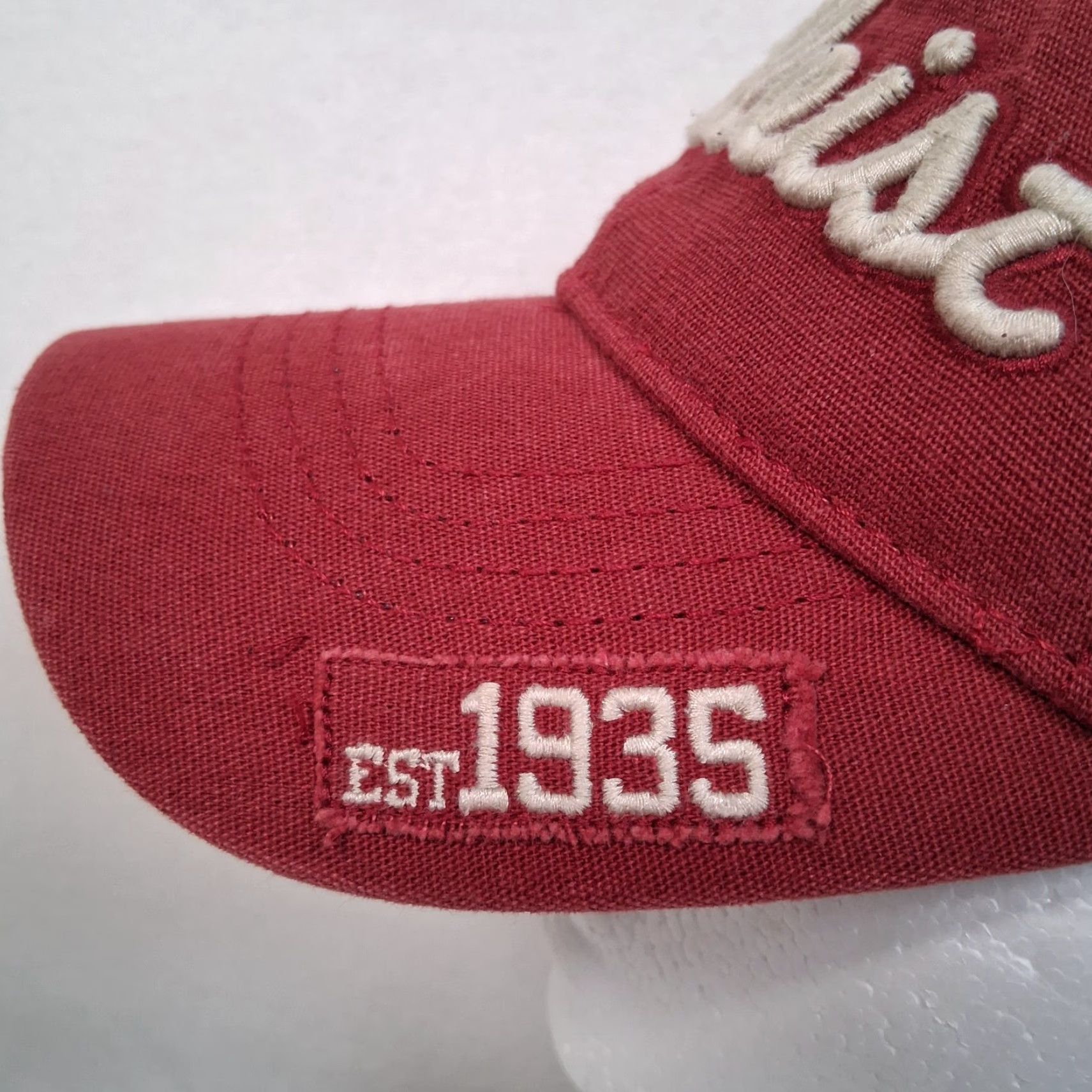 Titleist Titleist Golf Hat Maroon Canvas Strap Back Distressed Embroidered One Size Men Golf Cap Size ONE SIZE - 4 Thumbnail