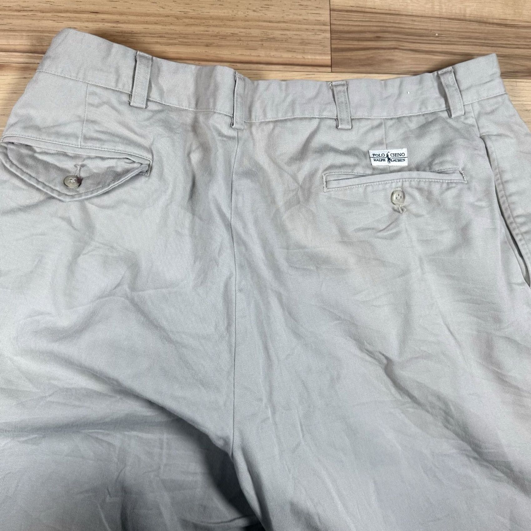 Polo Ralph Lauren VINTAGE Polo Ralph Lauren Pants Chino Cuffed Mens 34 Beige 32 Inseam 34x32 Khaki Pleated Size US S / EU 44-46 / 1 - 5 Thumbnail