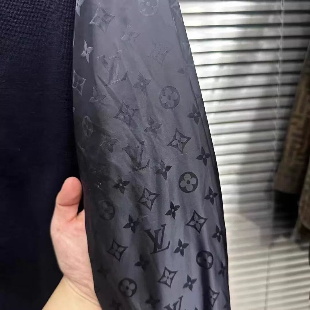 Louis Vuitton LV 99 New Silk Monogram Arm Logo Jacket Size S Size US S / EU 44-46 / 1 - 3 Thumbnail