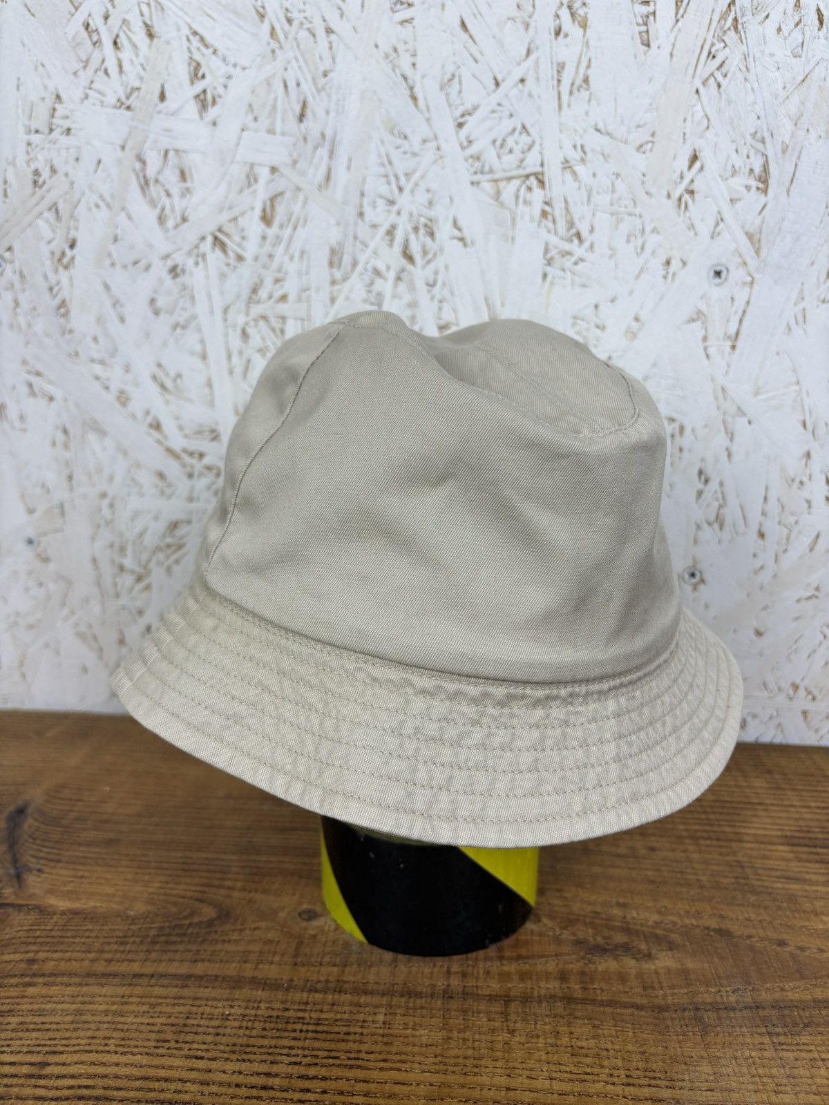 Burberry Burberry Big Nova Check Reversible Bucket Hat Beige Size ONE SIZE - 7 Thumbnail