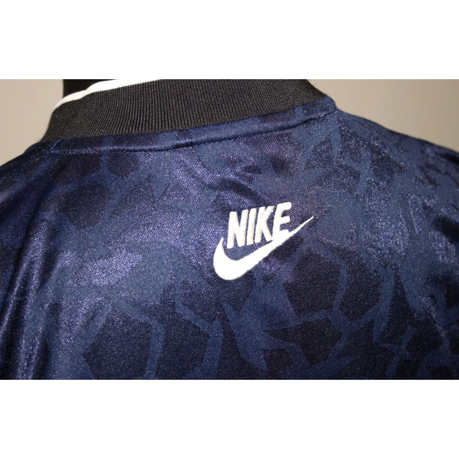 Nike VINTAGE Nike 90's mens football shirt Blue Size L Size US L / EU 52-54 / 3 - 5 Thumbnail