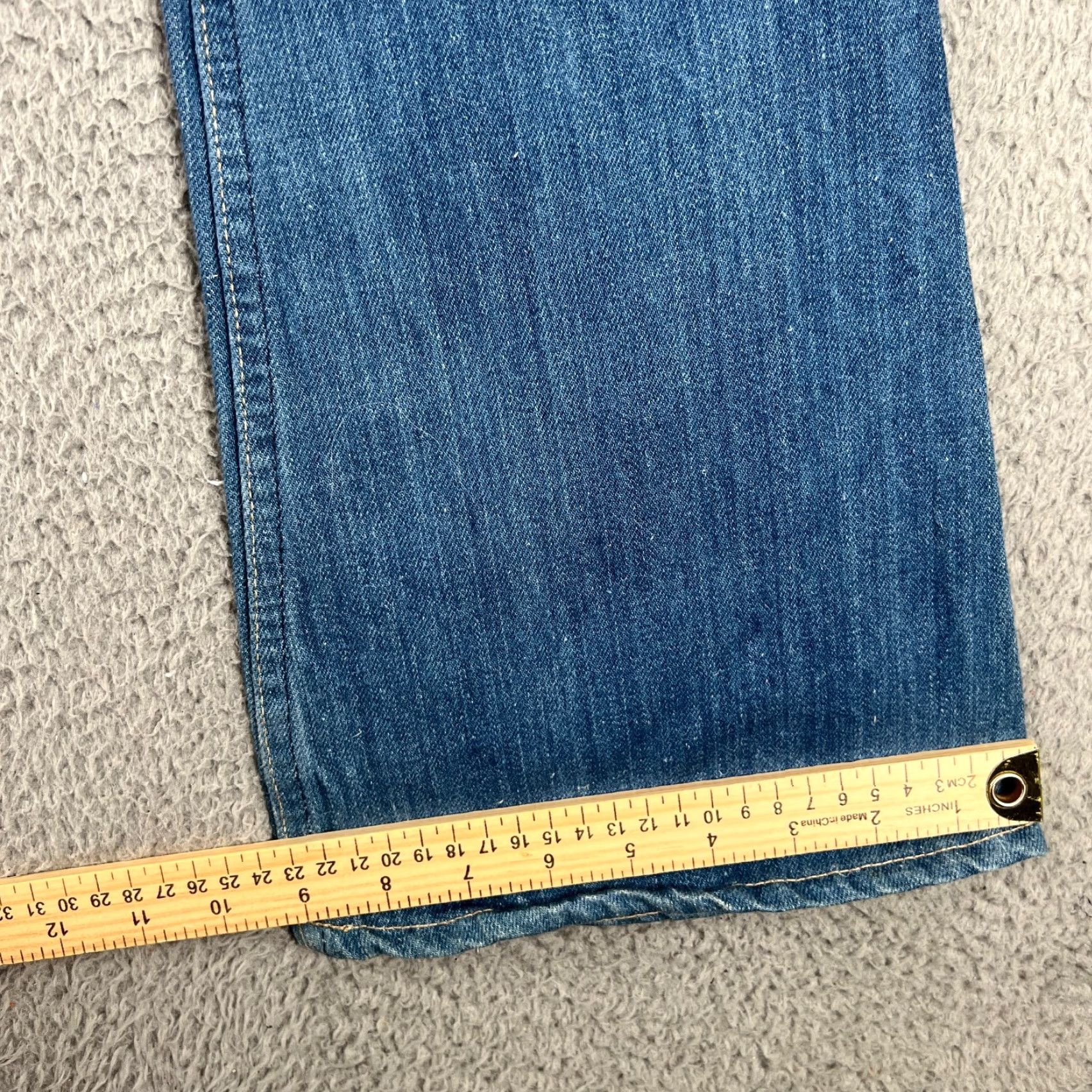 Levi's VINTAGE Levi's Jeans Flared Denim 28x34 Blue Bell Bottom 70s 80s Rock Hippie USA Mens Regular 5-Pocket Spring Summer Fall Winter Mid Rise Button Zip Size US 28 / EU 44 - 2 Thumbnail
