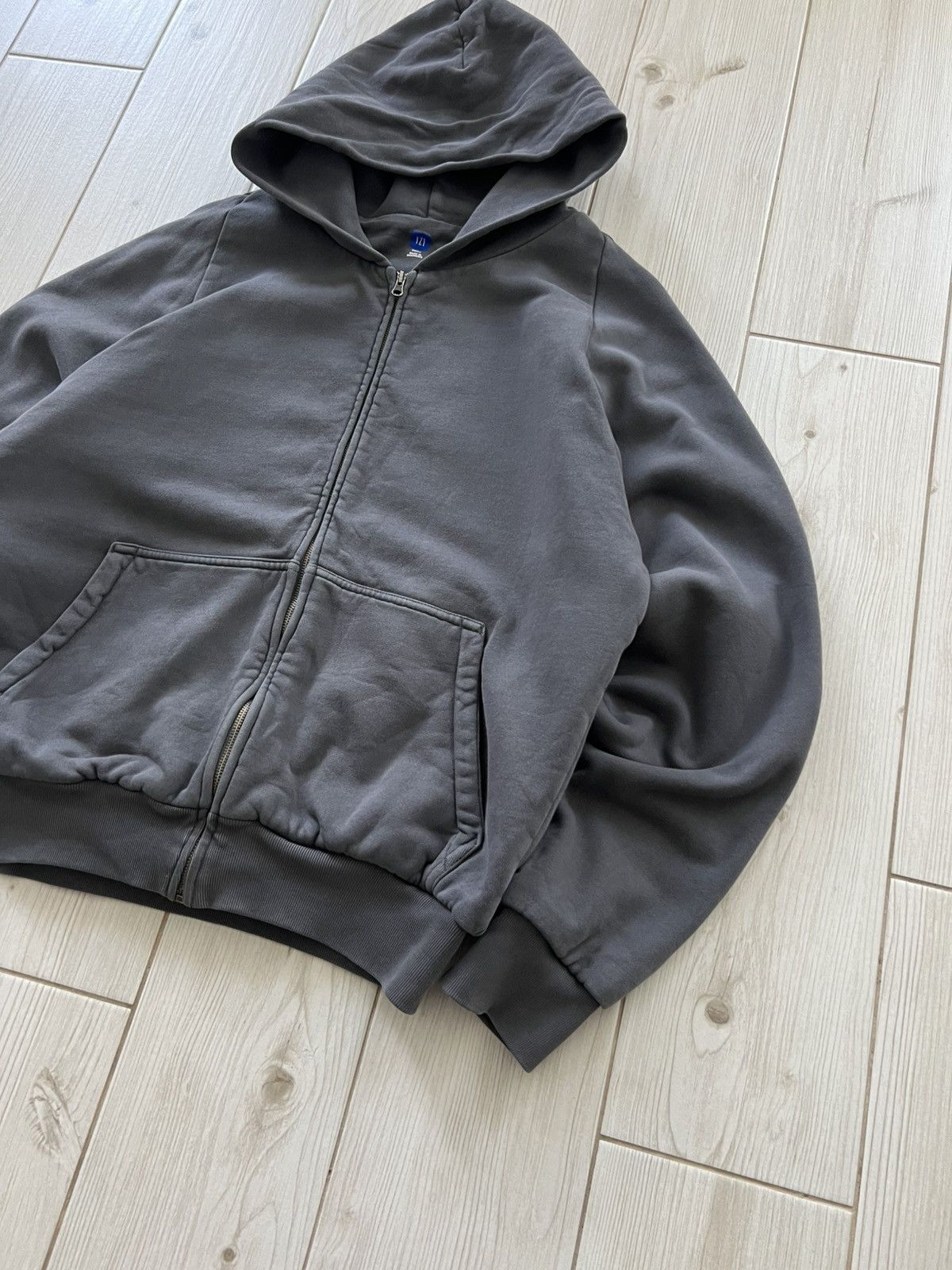 Gap Yeezy Gap Zip Hoodie Gray Size Small Size US S / EU 44-46 / 1 - 9 Thumbnail