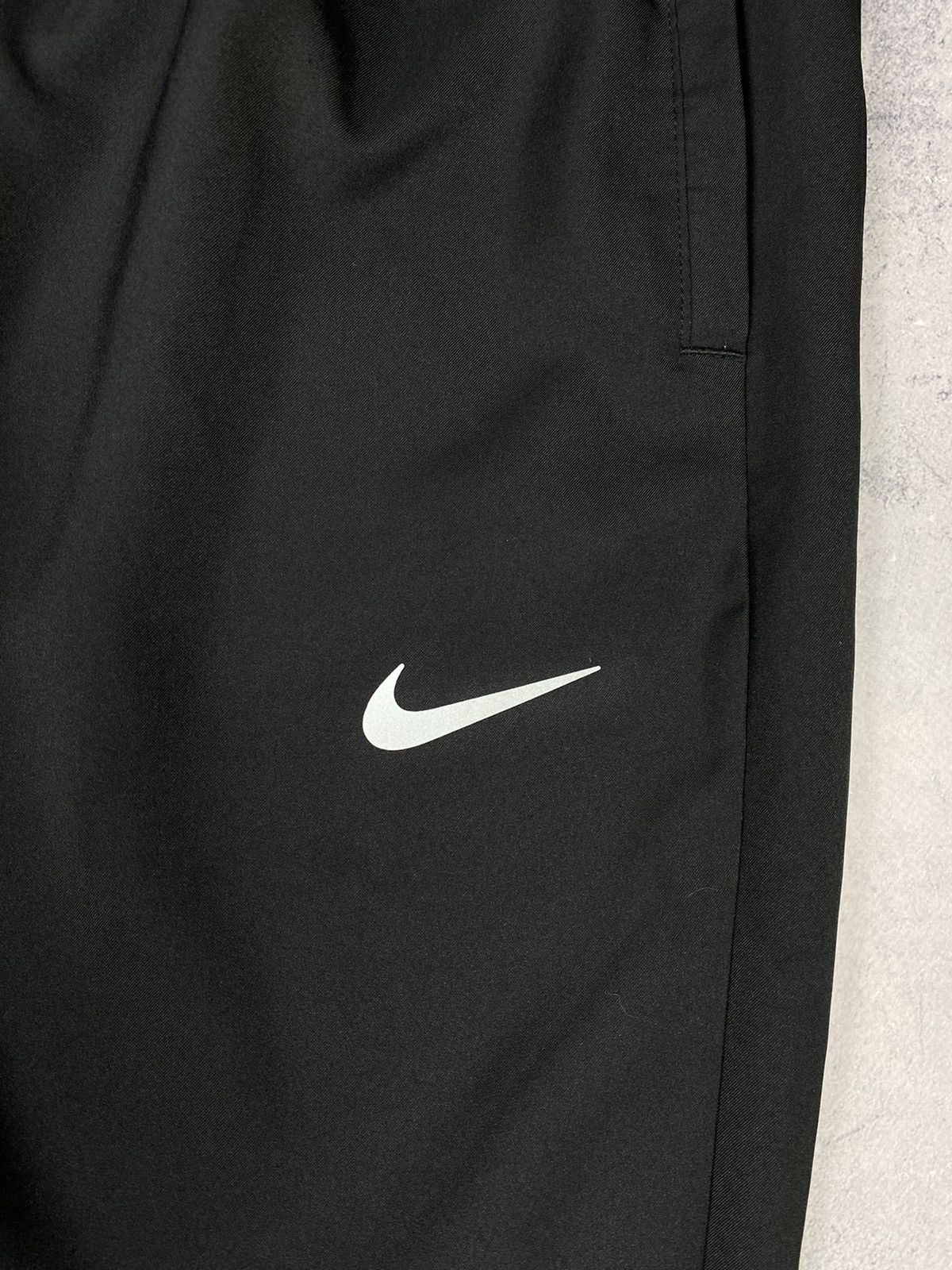 Nike Nike Dri Fit Swoosh Drill Joggers Nylon Pants men’s size XL Size US 35 - 4 Thumbnail