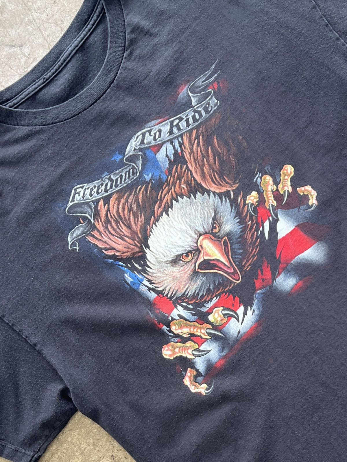 Harley Davidson Vintage Freedom to Ride Eagle American Flag Motorcycle XL Size US XL / EU 56 / 4 - 1 Thumbnail