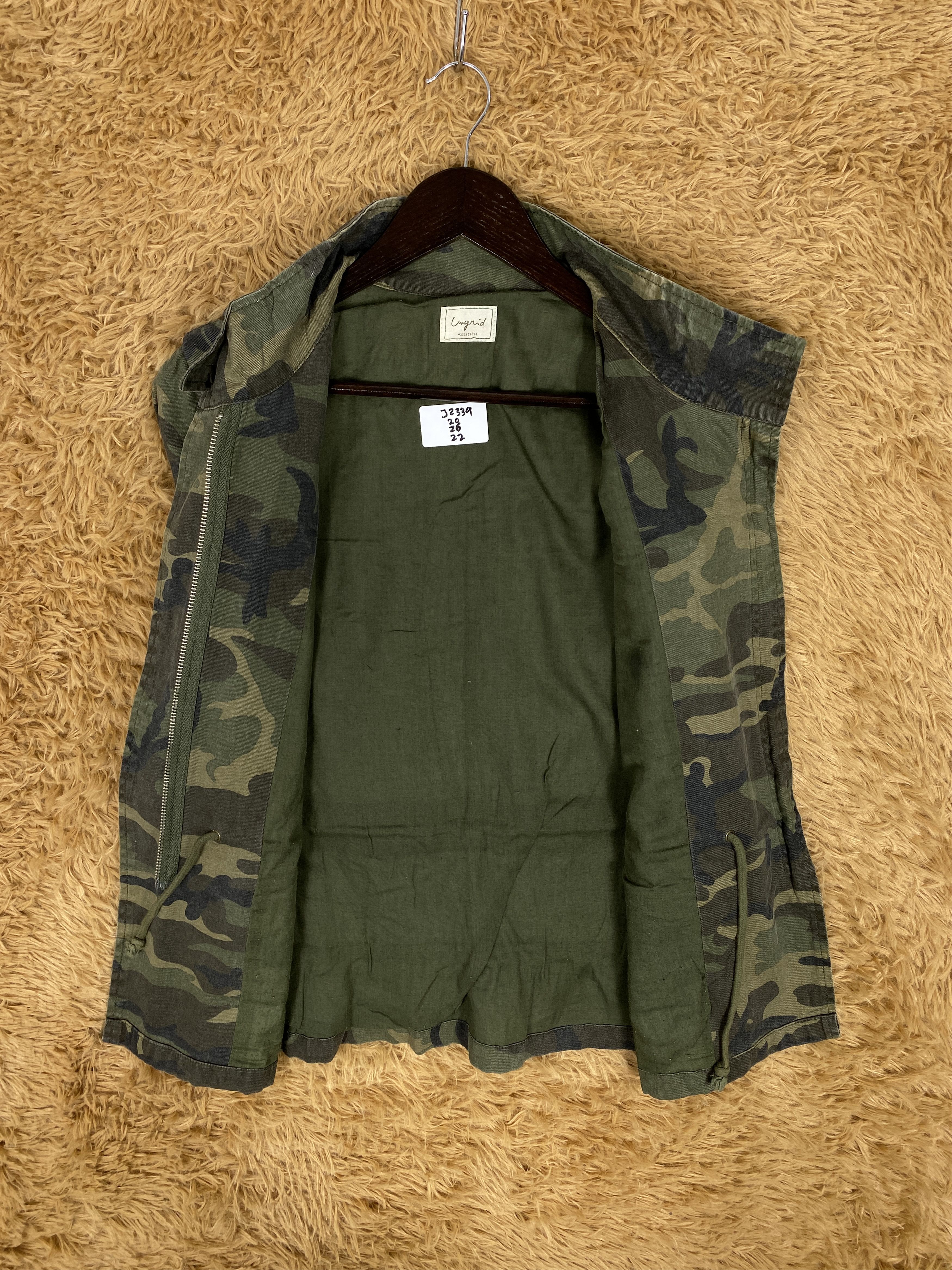 Japanese Brand Vintage Japanese Brand Camouflage Jacket J2339 Size US S / EU 44-46 / 1 - 6 Thumbnail