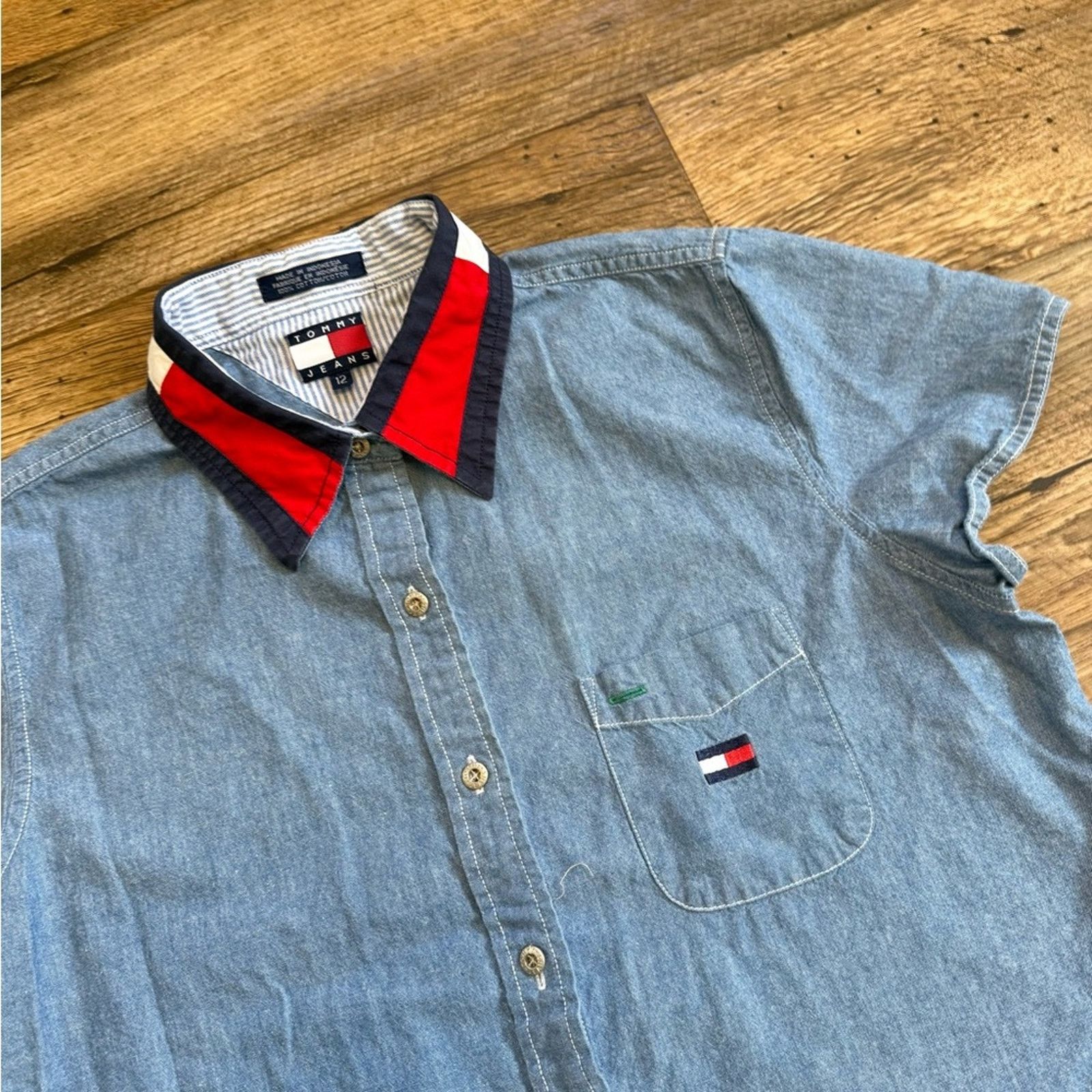 Tommy Hilfiger Vintage Tommy Hilfiger Jeans Denim Button Up Shirt Size XL / US 12-14 / IT 48-50 - 3 Thumbnail
