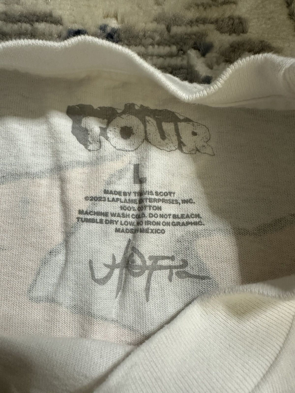 Travis Scott Travis Scott Utopia Tour Tee Size US L / EU 52-54 / 3 - 3 Thumbnail