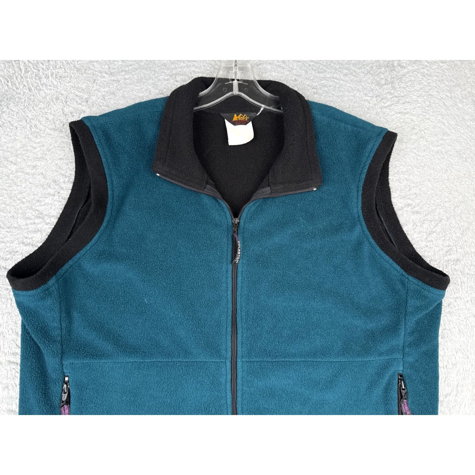 Vintage REI Vest Mens XL Blue Full Zip Pockets Outdoor Hiking Warm Windbloc Quilted Fall Winter Lightweight Zipper Pockets Mens XL Blue Outdoor Hiking Vest Size US XL / EU 56 / 4 - 4 Thumbnail
