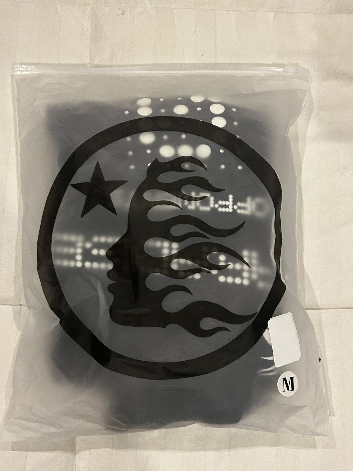 HELLSTAR HELLSTAR SCOREBOARD “PATH TO PARADISE” Size Medium Size US M / EU 48-50 / 2 - 7 Thumbnail