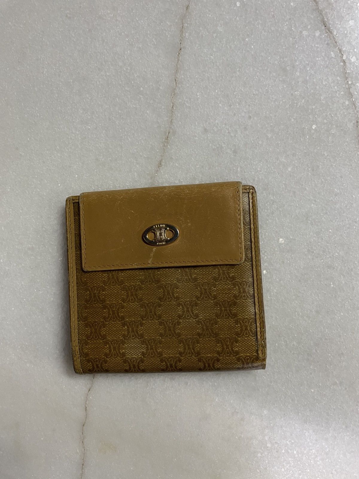 Celine × Designer Celine Vintage Womens Monogram Leather Wallet Size ONE SIZE - 7 Thumbnail