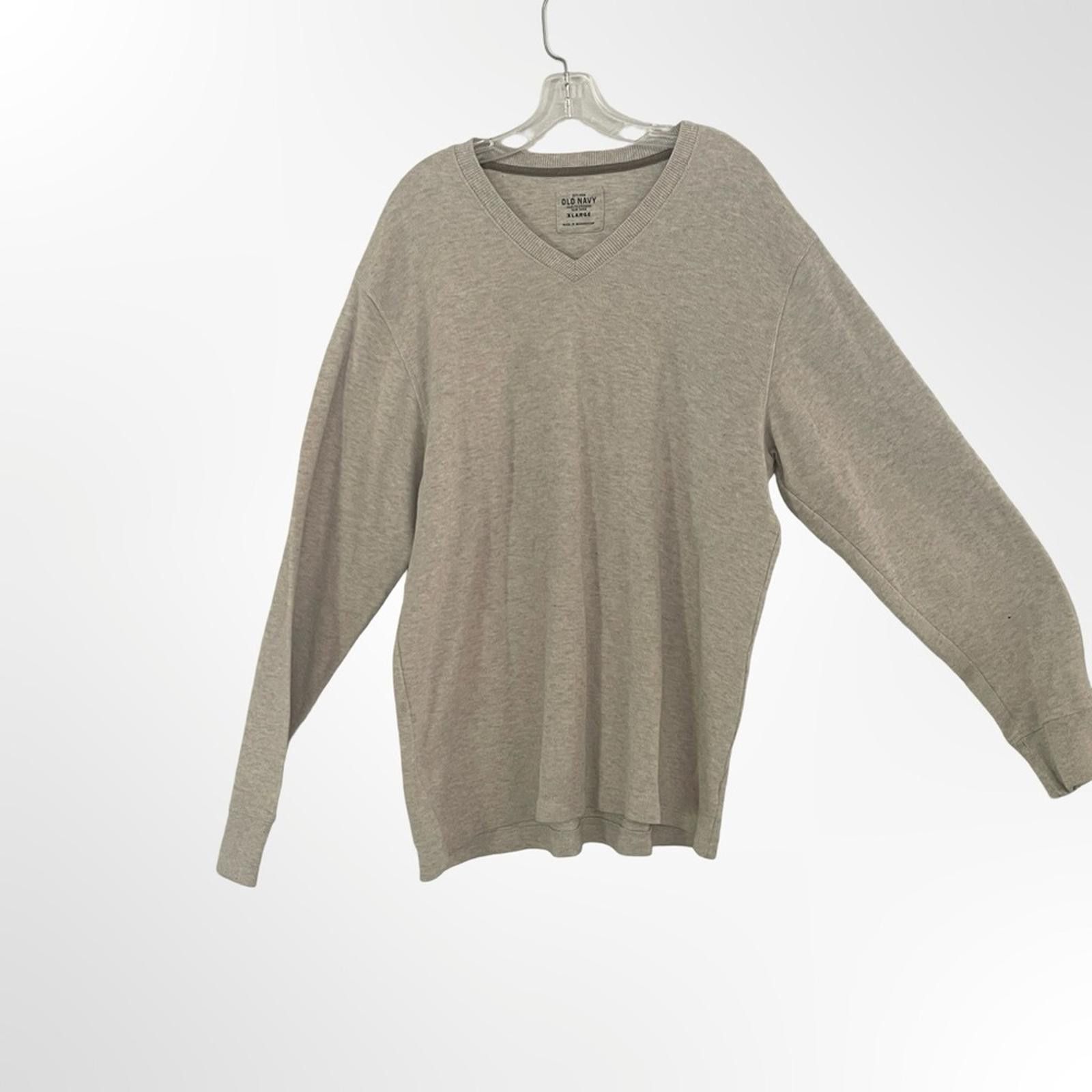 Old Navy Old Navy Men’s V-Neck Sweater in size XL Size US XL / EU 56 / 4 - 1 Thumbnail