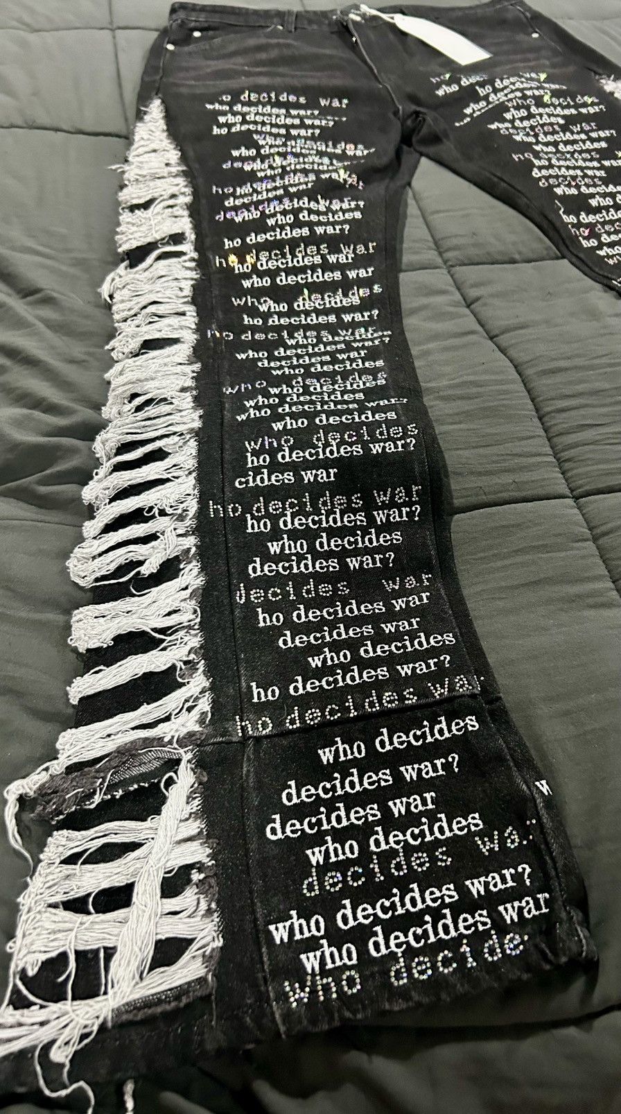 Who Decides War Who Decides War "Scripture" Ultra Flare Distressed Denim Size US 36 / EU 52 - 2 Thumbnail