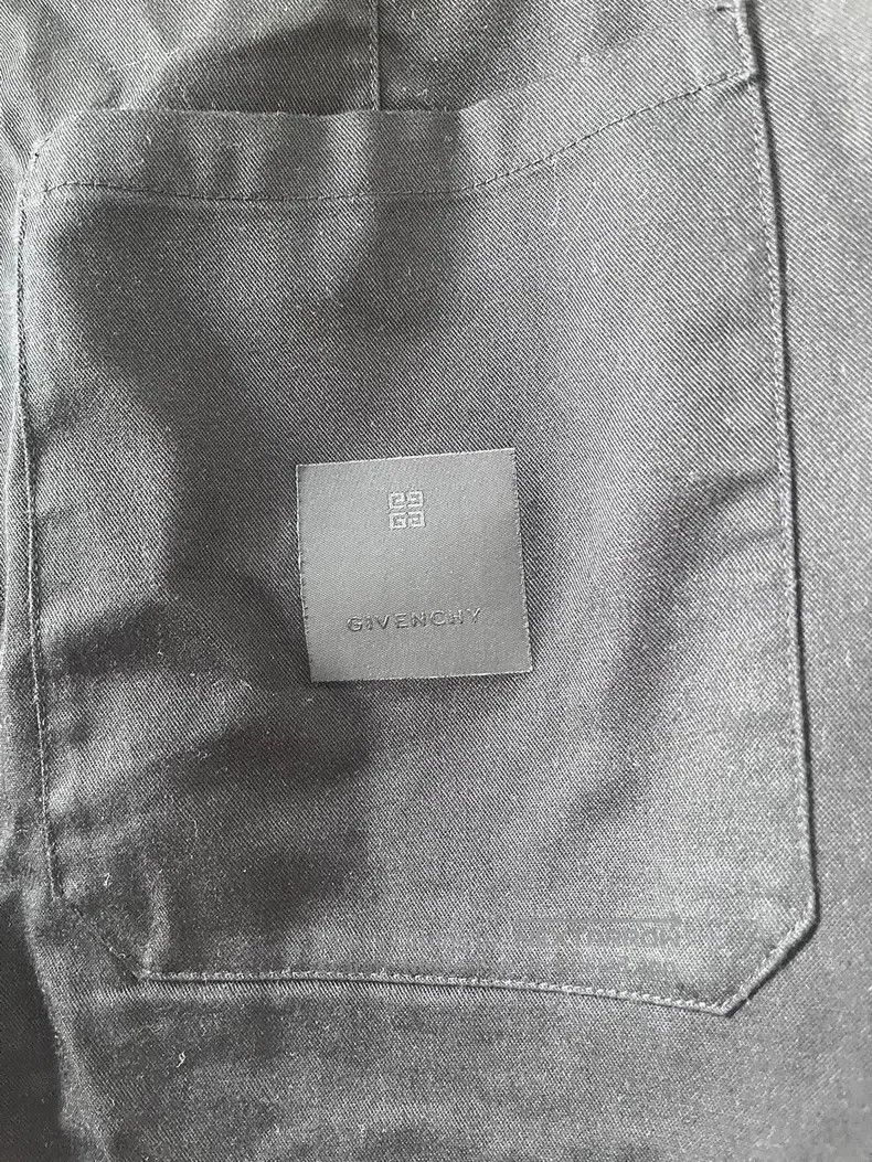 Givenchy Givenchy Oversized Black Five-Quarter Pants Size US 32 / EU 48 - 5 Thumbnail