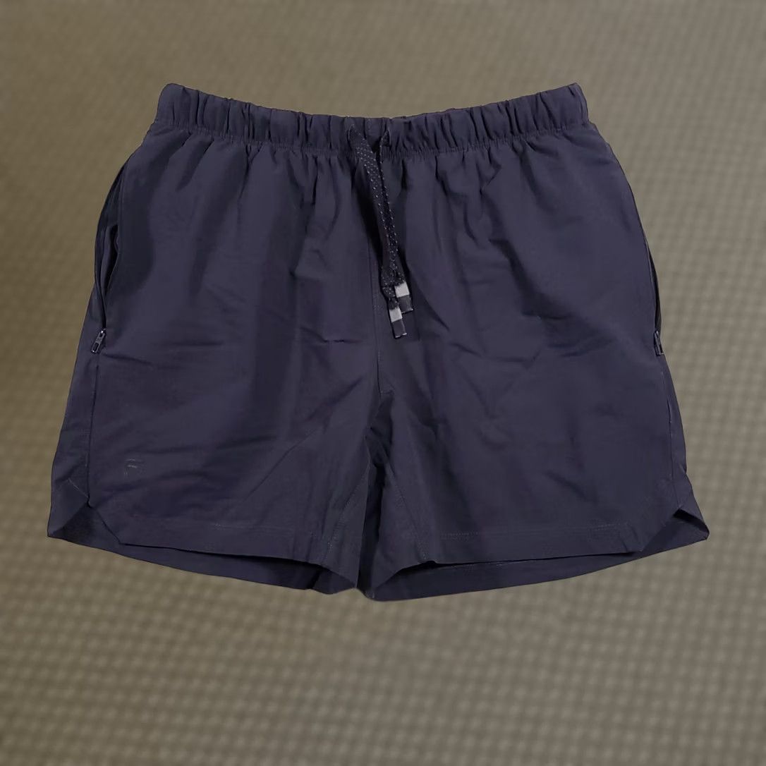 Fabletics Fabletics Shorts Women's Small Navy Blue Quick Dry Athletic Stretch Pockets Zip Pocket Size 28" / US 6 / IT 42 - 1 Thumbnail
