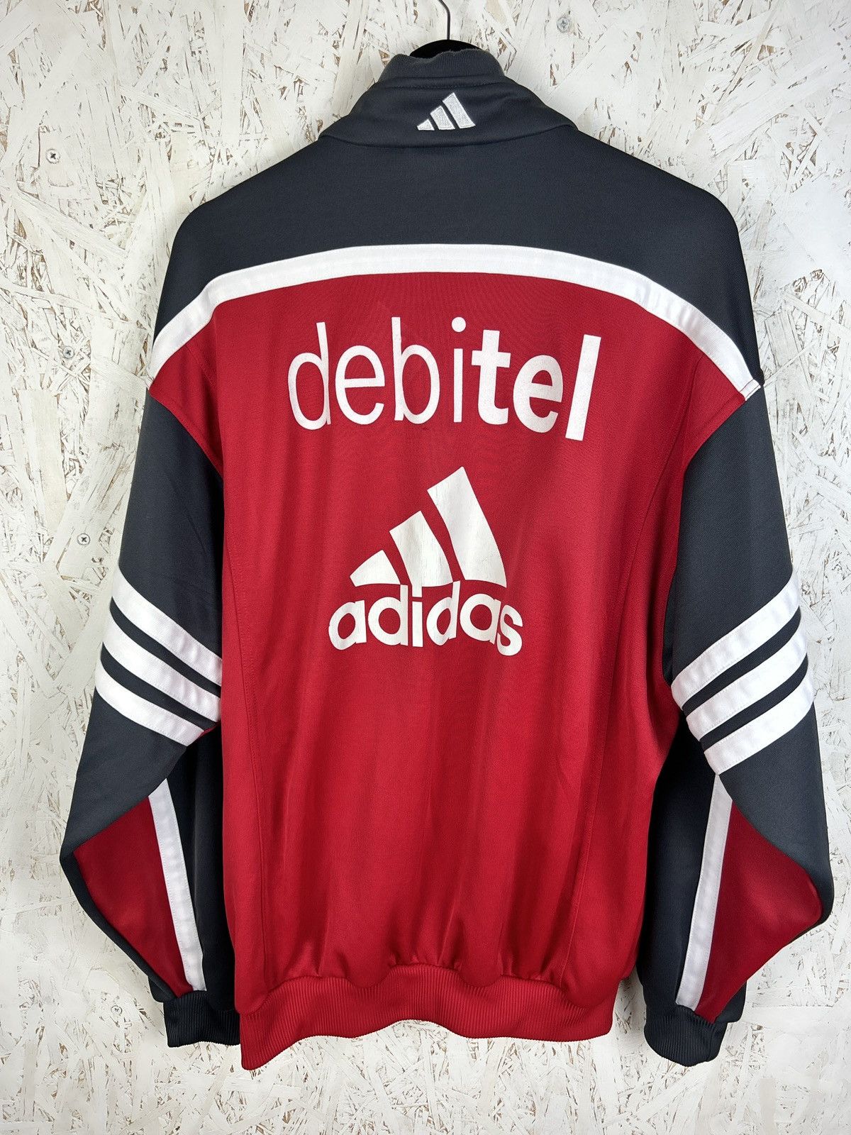 Adidas 00s Adidas Stuttgart 2001/02 Tracksuit Jacket Red Size L Size US L / EU 52-54 / 3 - 9 Thumbnail