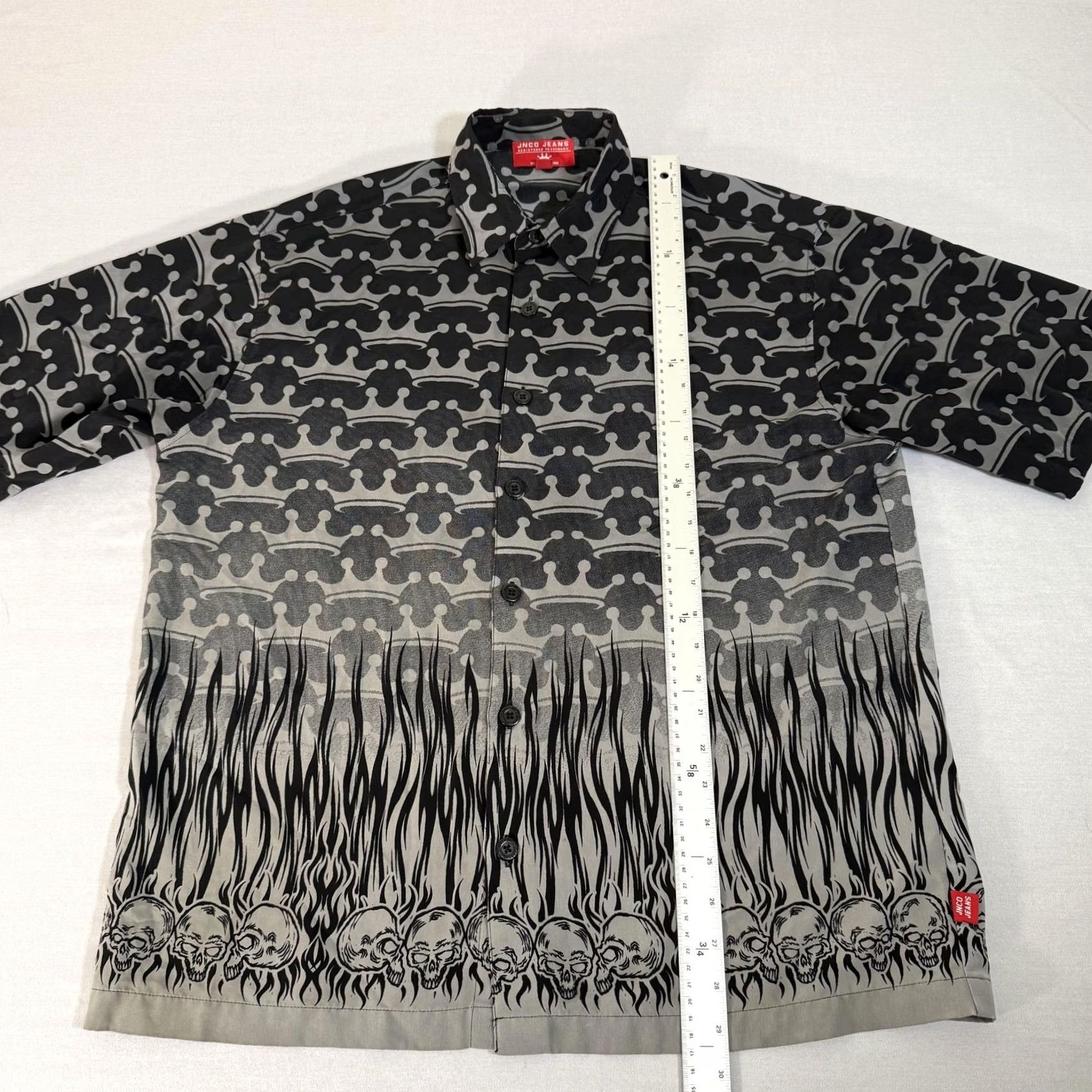 JNCO VINTAGE JNCO Shirt Mens Large Gray Skull Flames Crown Tribal Button Up Jeans Y2K Size US L / EU 52-54 / 3 - 6 Thumbnail