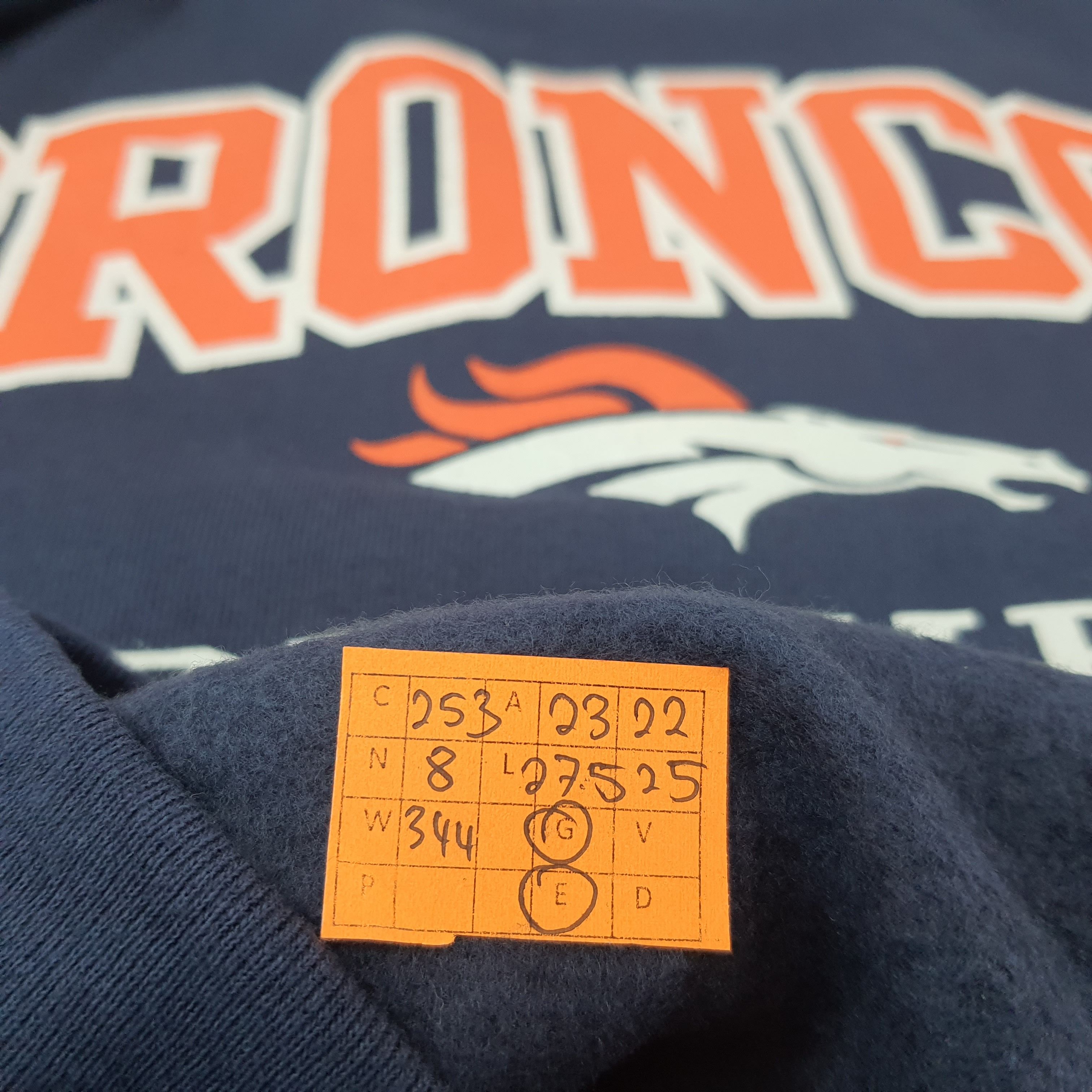 NFL Vintage Denver Broncos Football Team Sweatshirt C253N8 Size US L / EU 52-54 / 3 - 7 Thumbnail