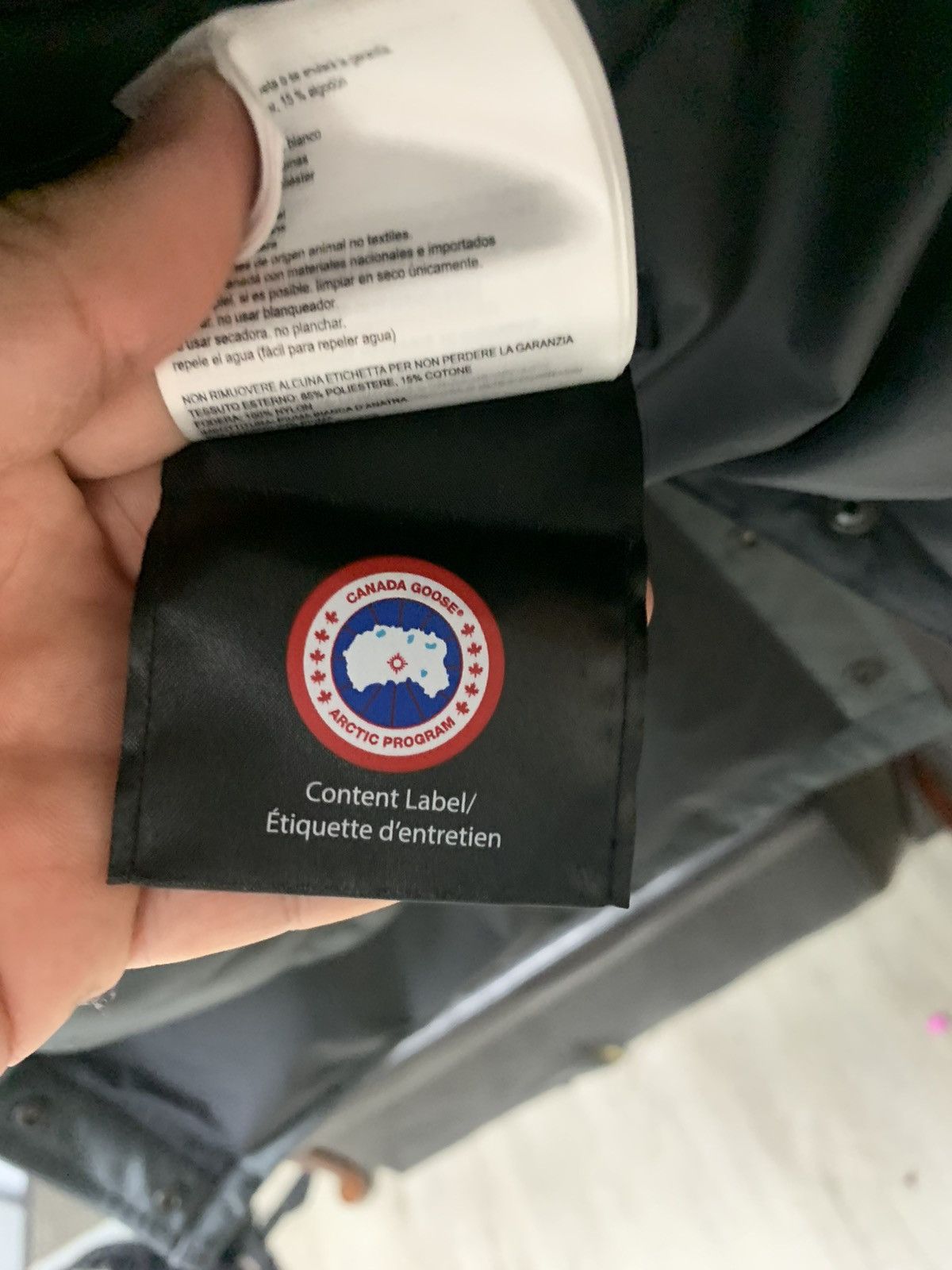 Canada Goose Canada goose puff jacket Size M / US 6-8 / IT 42-44 - 12 Thumbnail