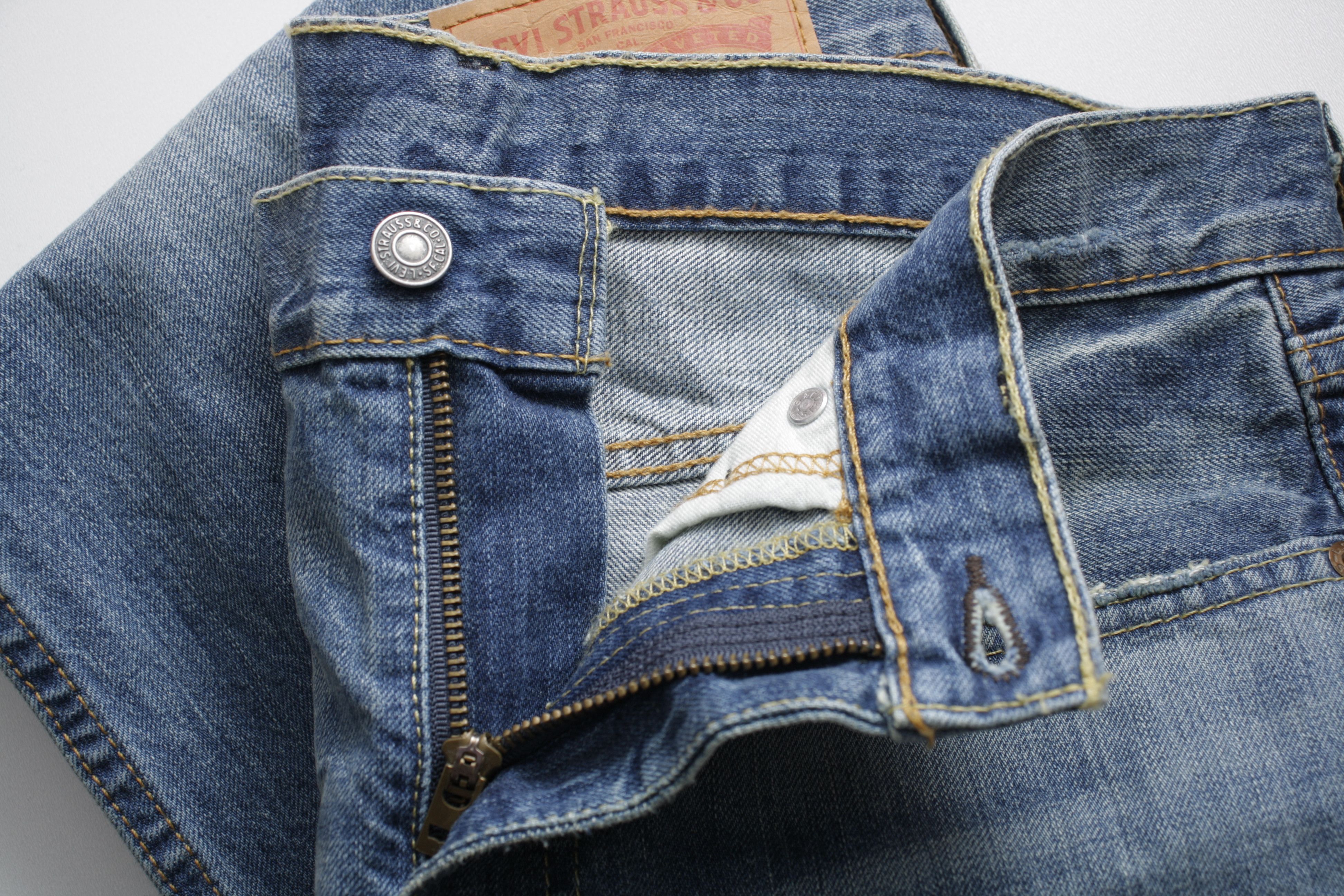 Levi's Distressed Levi’s 522 Mens 30W 30L Size US 30 / EU 46 - 12 Thumbnail