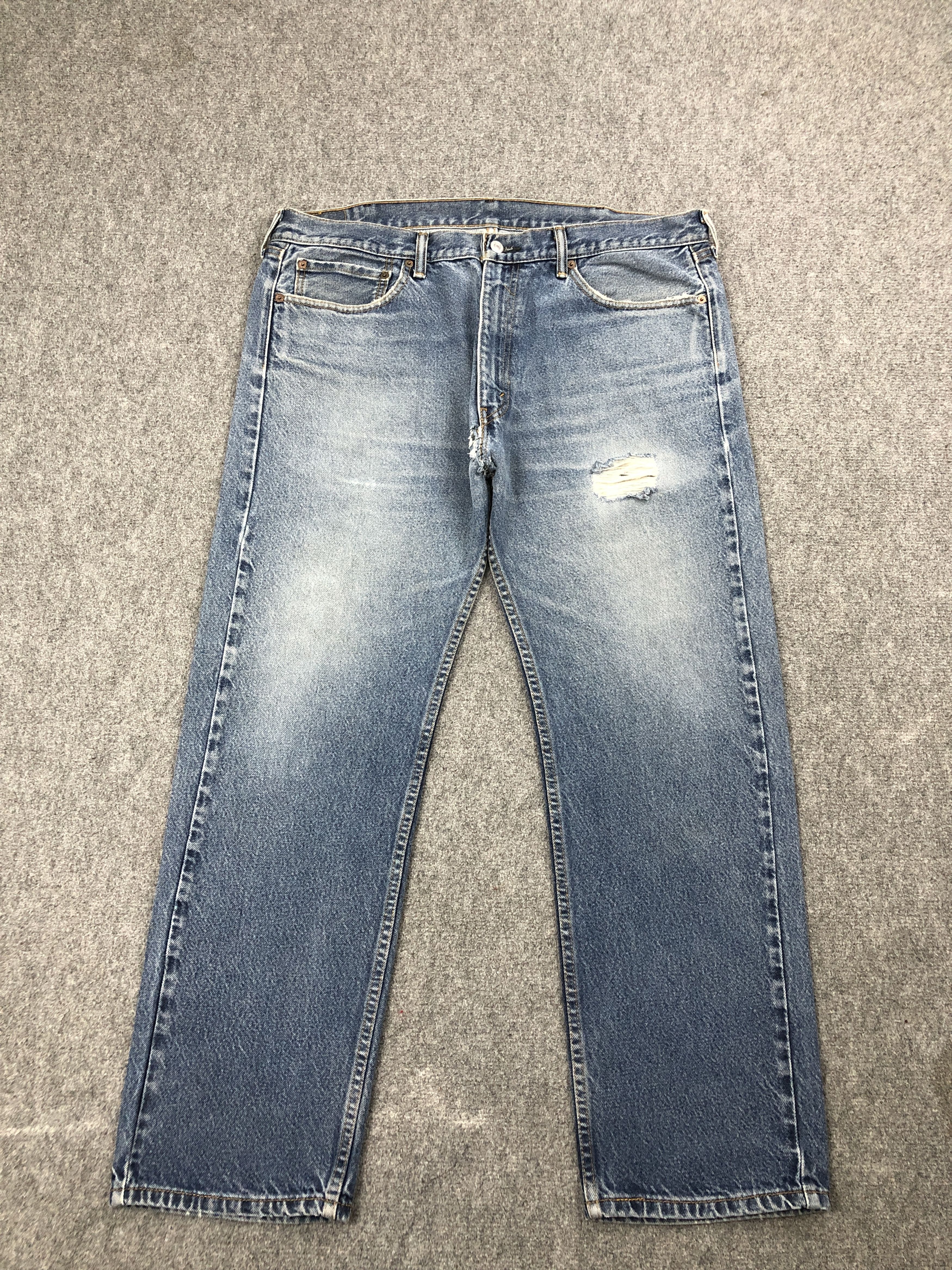 Levi's Vintage Distressed Levis 505 Faded Blue Jeans DP2539 Size US 38 / EU 54 - 1 Thumbnail