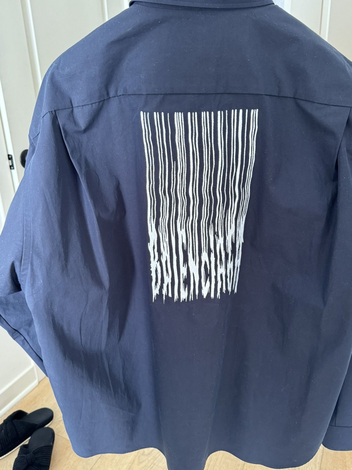 Balenciaga Oversized Balenciaga barcode long sleeve dress shirt Size US S / EU 44-46 / 1 - 2 Thumbnail