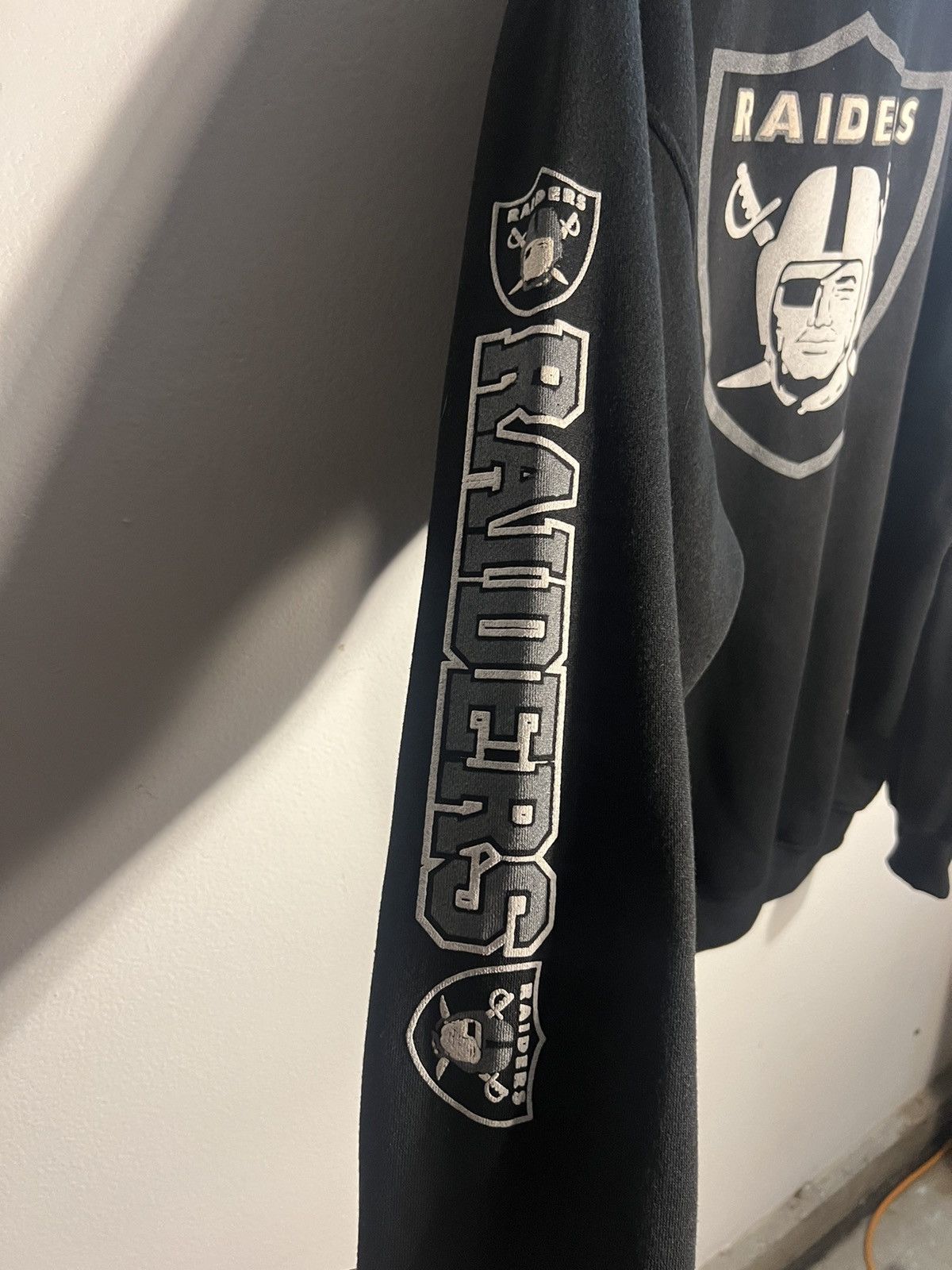 NFL × Vintage Vintage Radiers Football Hoodie NFL Black and Grey Size US XL / EU 56 / 4 - 6 Thumbnail