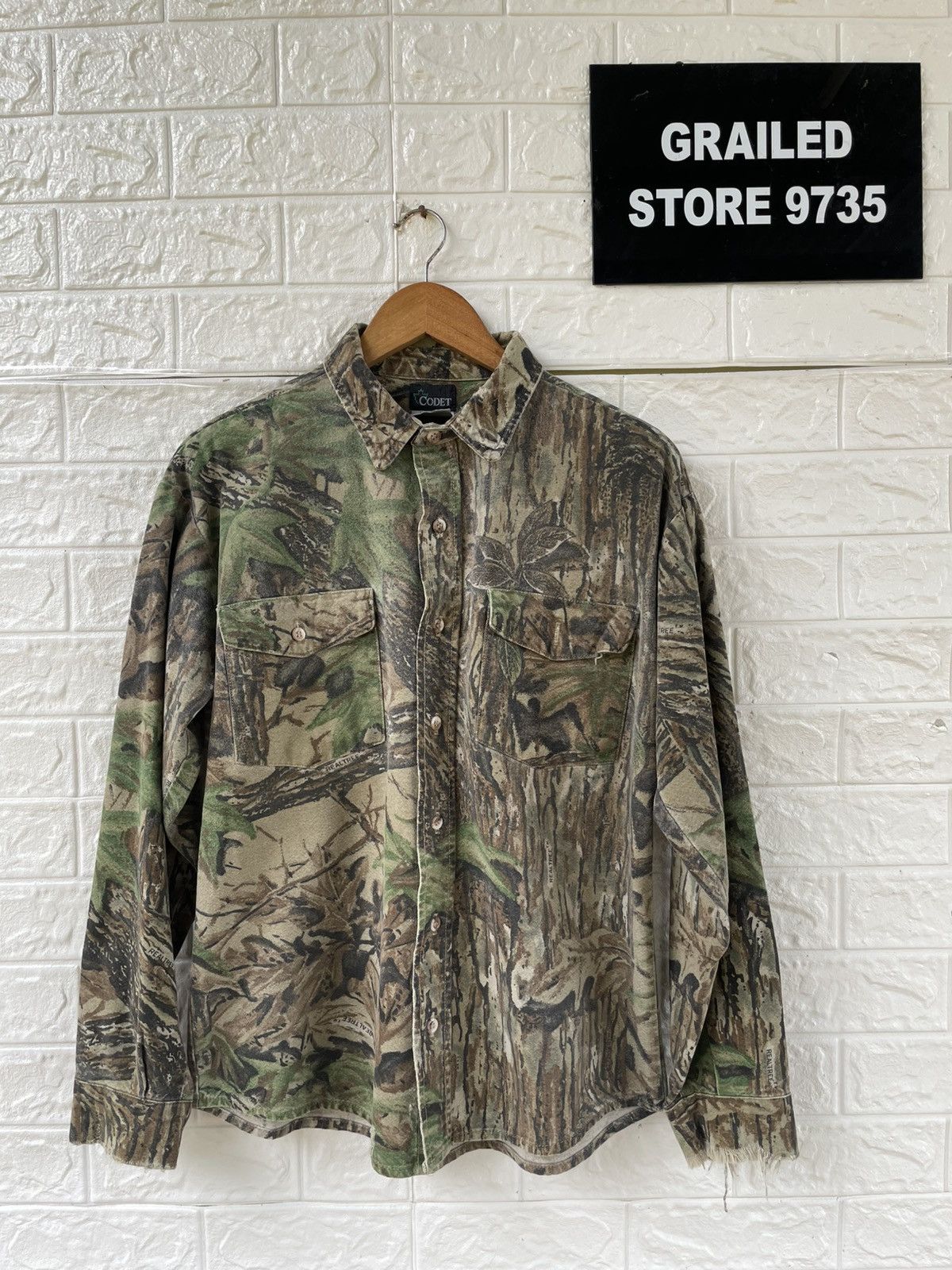 Vintage 80’s Distress Codet Real Tree Camo Usa Shirt