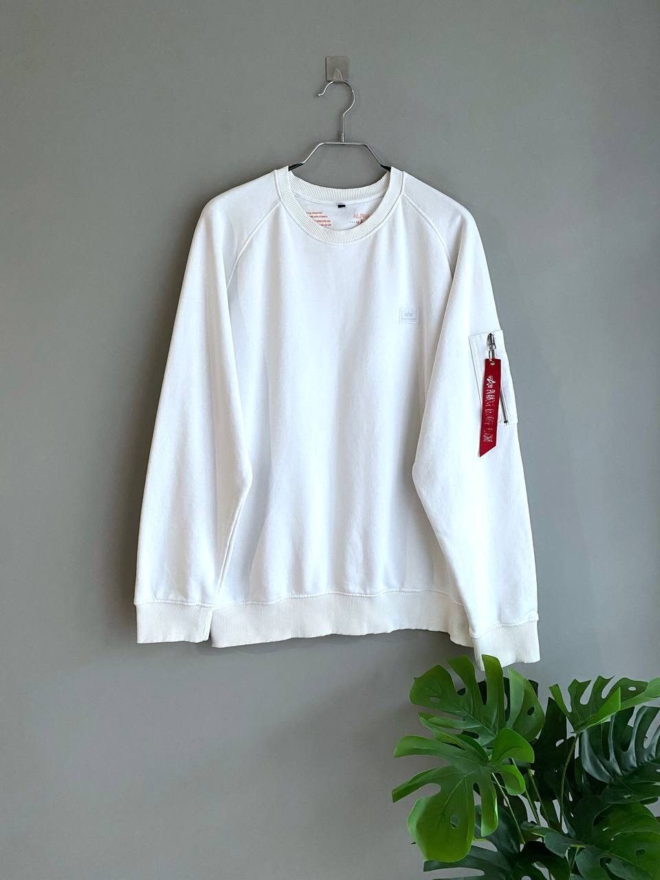 Alpha Industries Alpha Industries Men's White Cotton Sweatshirt, Size XXL Size US XXL / EU 58 / 5 - 1 Thumbnail