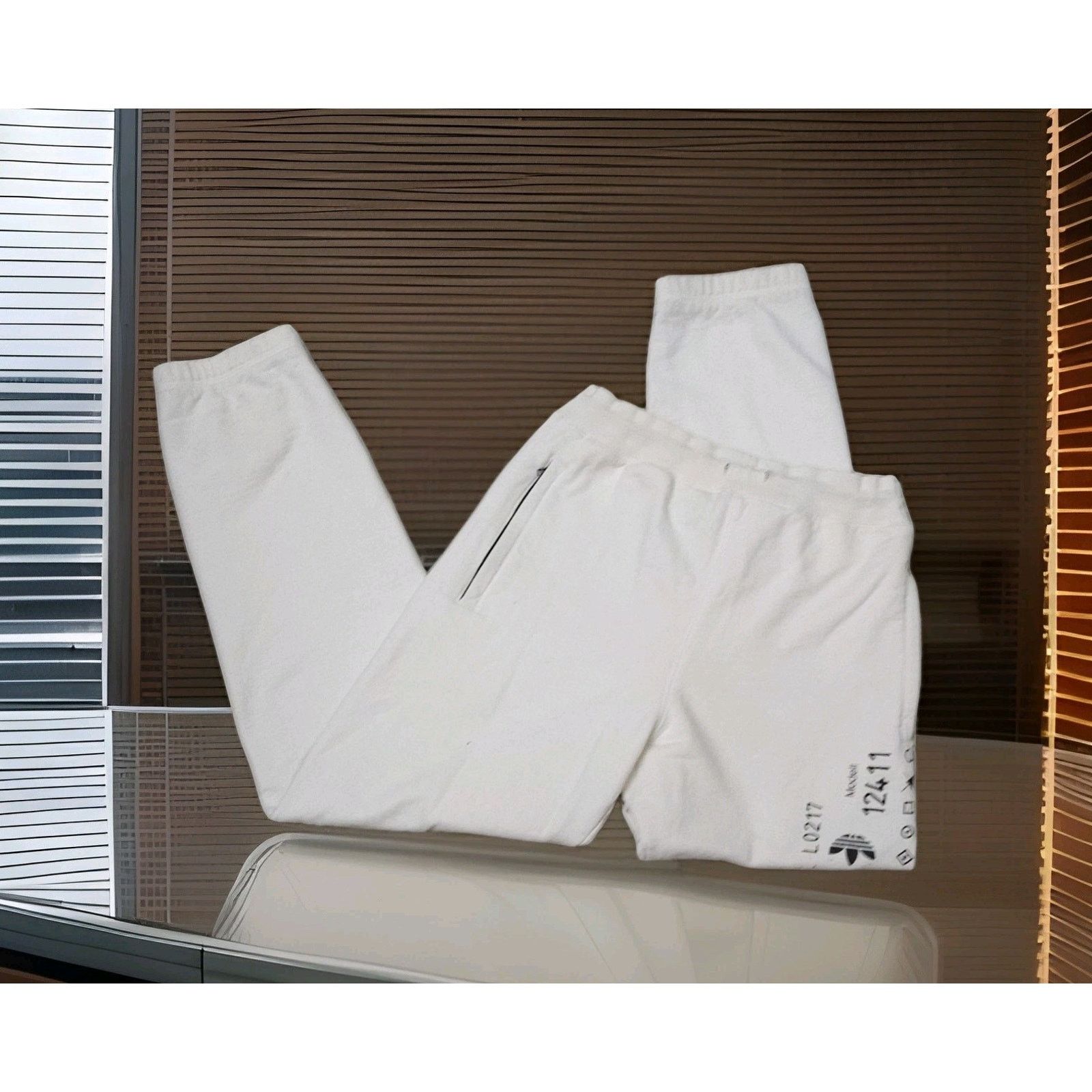 Alexander Wang Alexander Wang x Adidas Originals Graphic Sweatpants Pants S Size 27" / US 4 / IT 40 - 3 Thumbnail