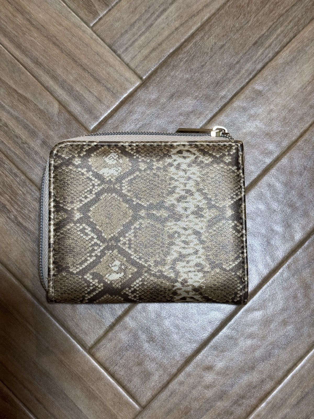 Bape A Bathing Ape BAPE Snake Leather Wallet Zip Around Size ONE SIZE - 4 Thumbnail