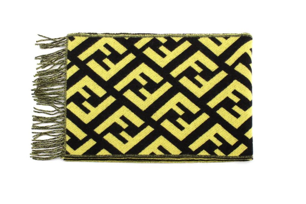 Fendi o1loc1c0824 Size: OS / Scarf in Yellow Size ONE SIZE - 1 Preview