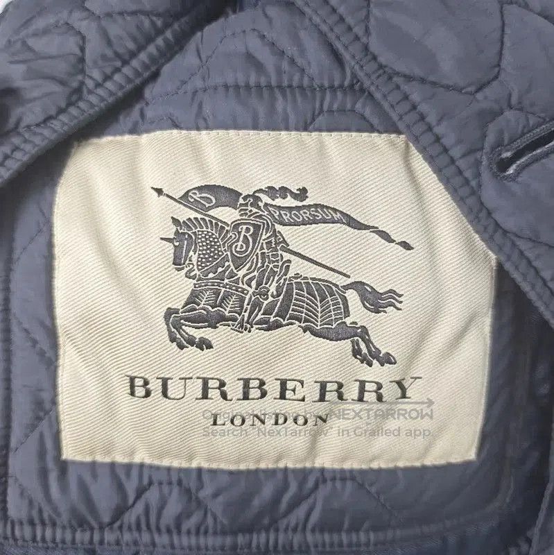 Burberry Burberry Women's Quilted Jacket in Black. Size XS / US 0-2 / IT 36-38 - 3 Thumbnail