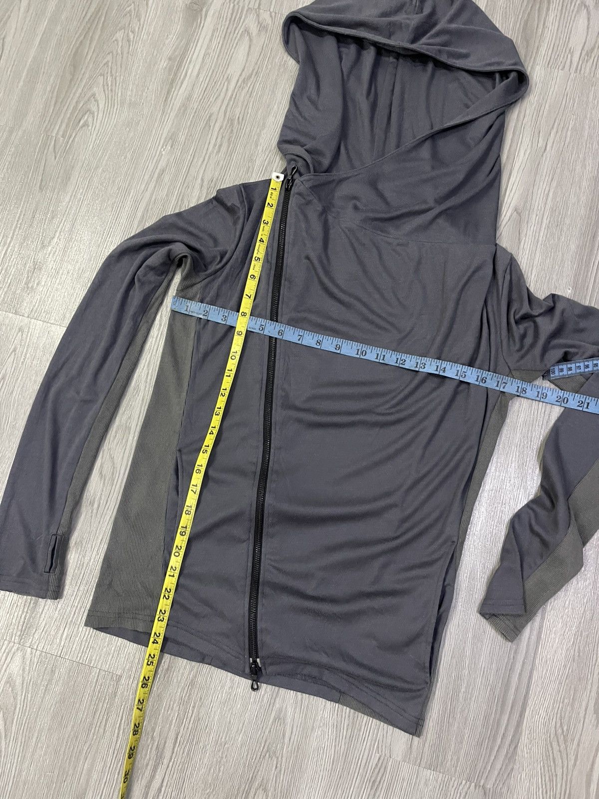 Japanese Brand Schlüssel japan ‘assasin asymmetrical light active sweater Size US S / EU 44-46 / 1 - 14 Thumbnail