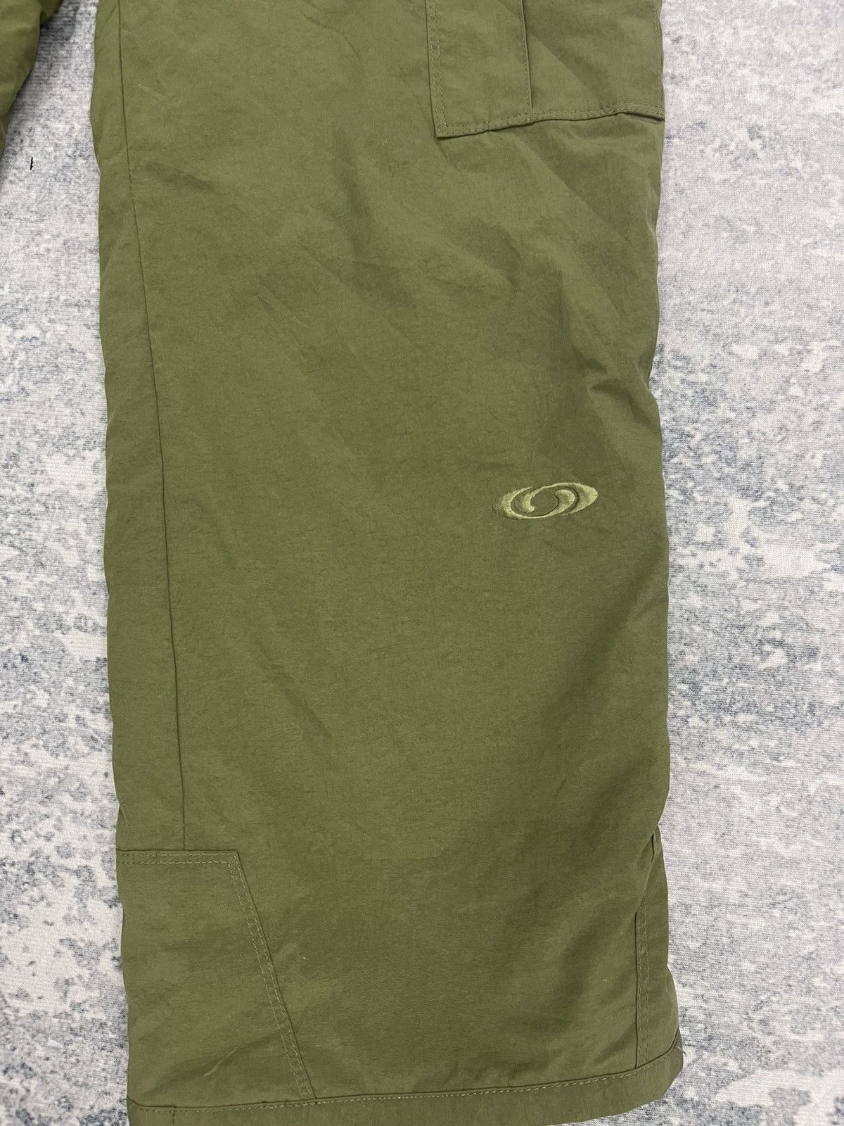 Salomon Salomon Vintage Gorpcore Cargo Ski Pants Size US 29 - 3 Thumbnail